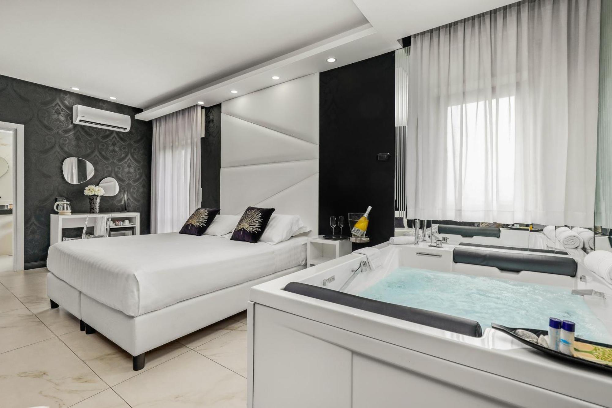 Suite Spa Bath
