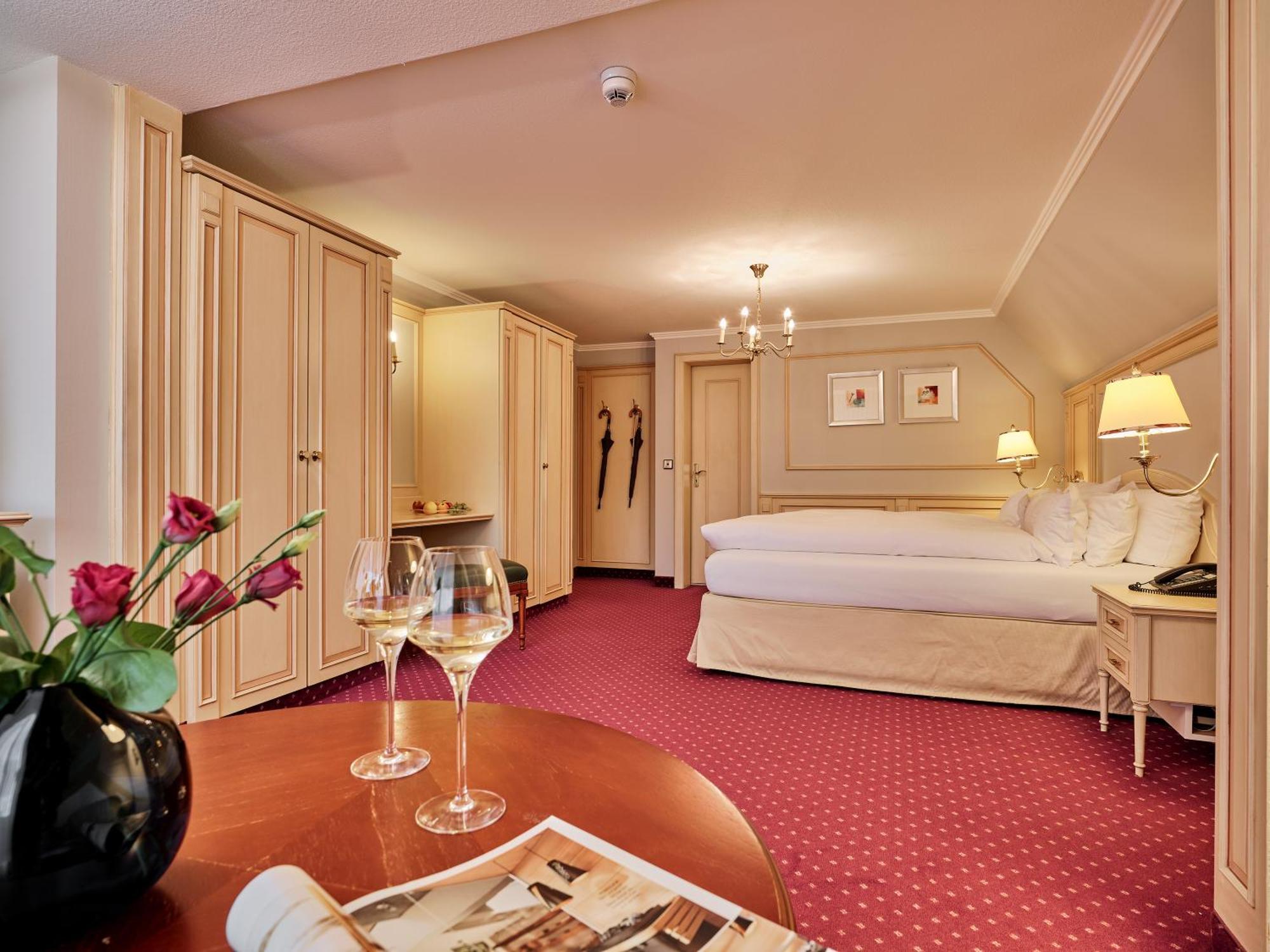 Superior King Room