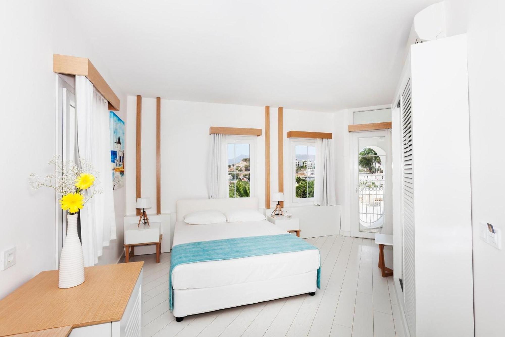 Standard Comfort Room,1558554733:JPEG