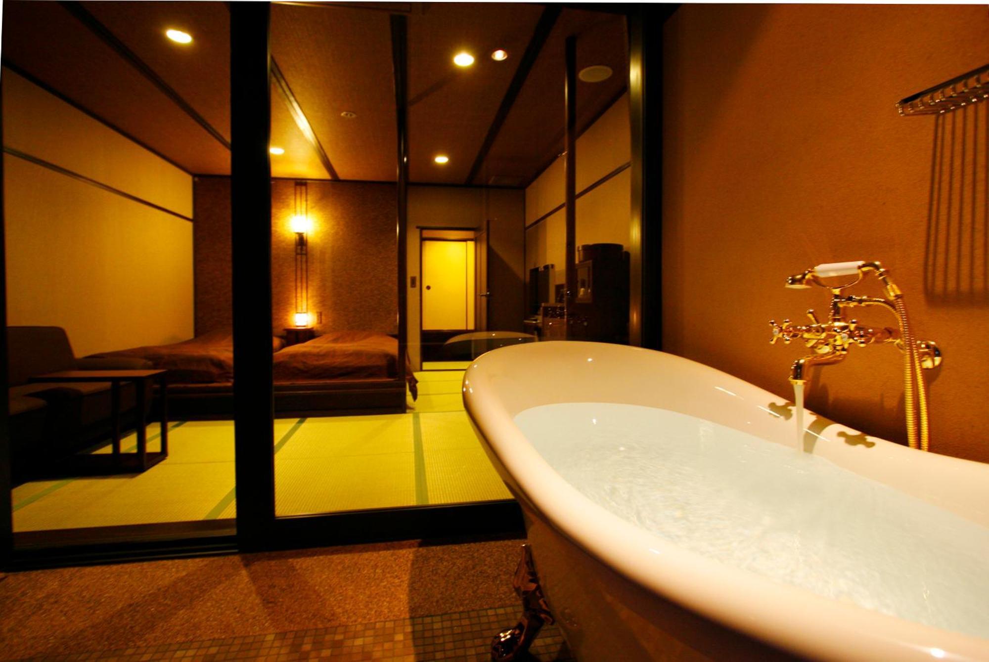 Superior Twin Room Private Bathroom,1559393941:JPEG