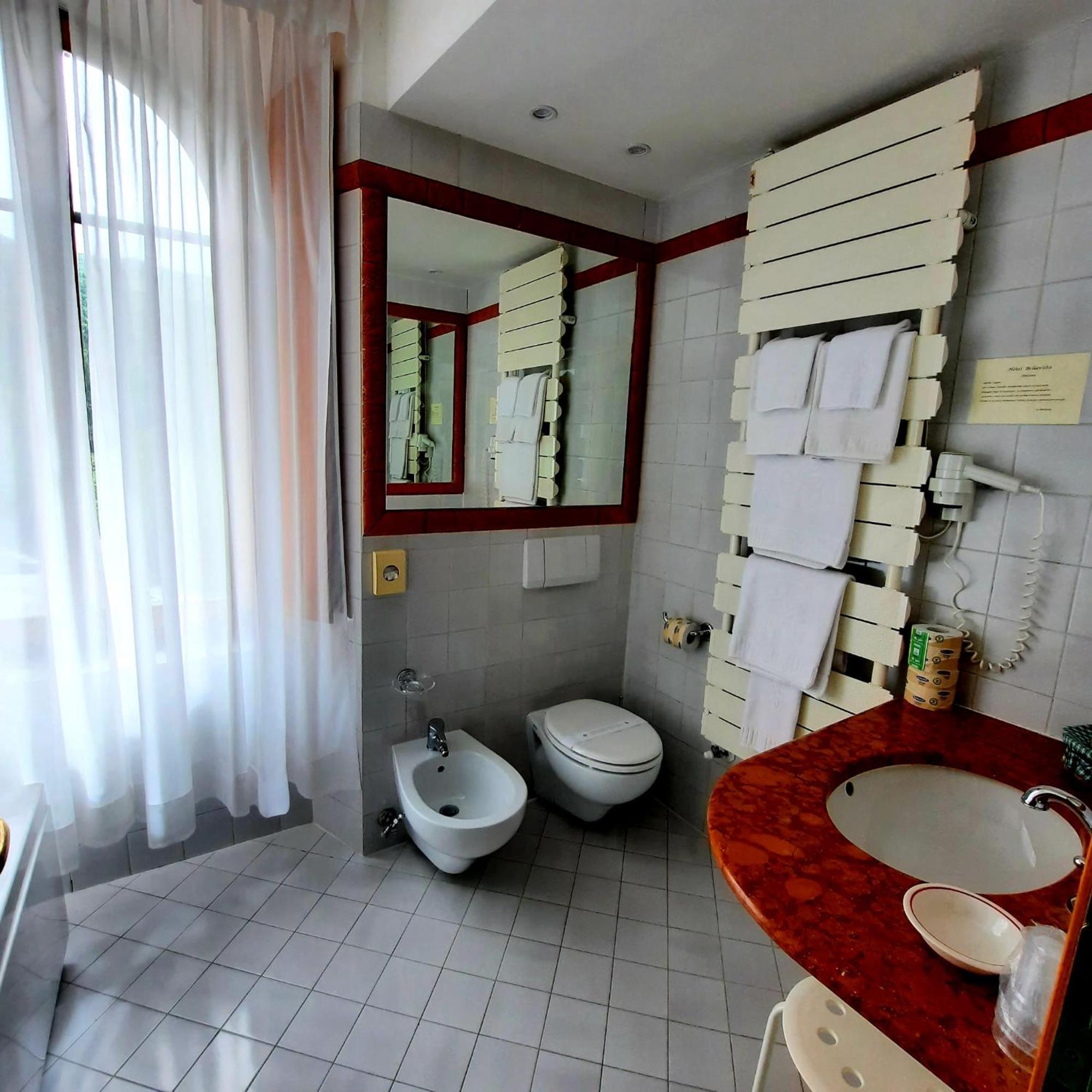 Deluxe Double or Twin Room Spa Bath