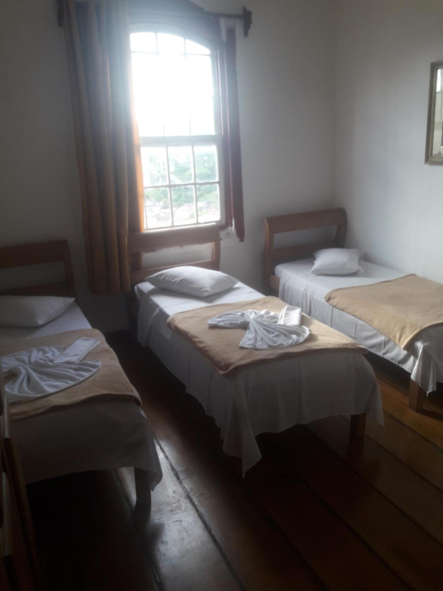 Economy Triple Room,1479707873:JPEG