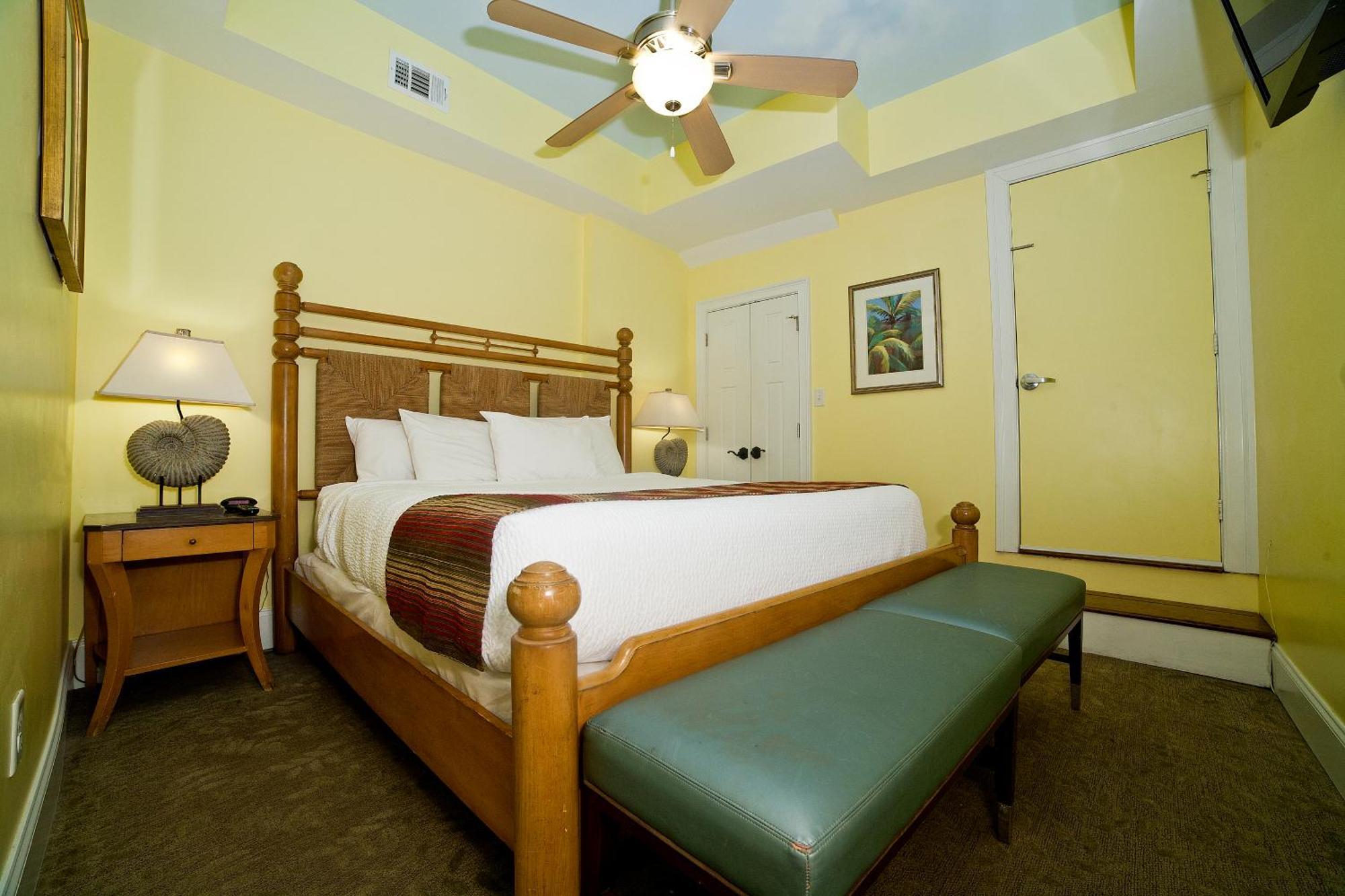 One-Bedroom Suite,1559548966:JPEG