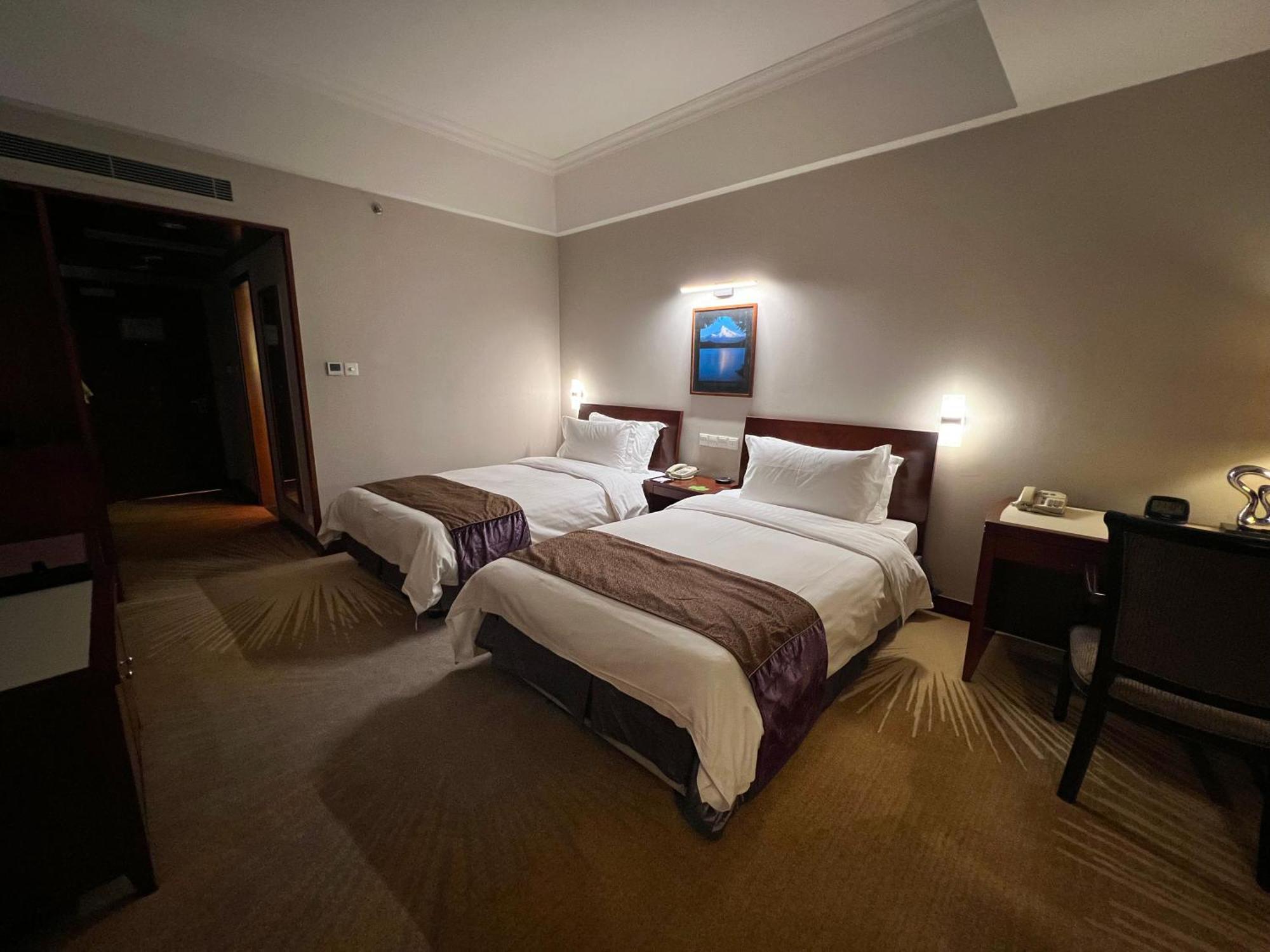 Superior Queen Room