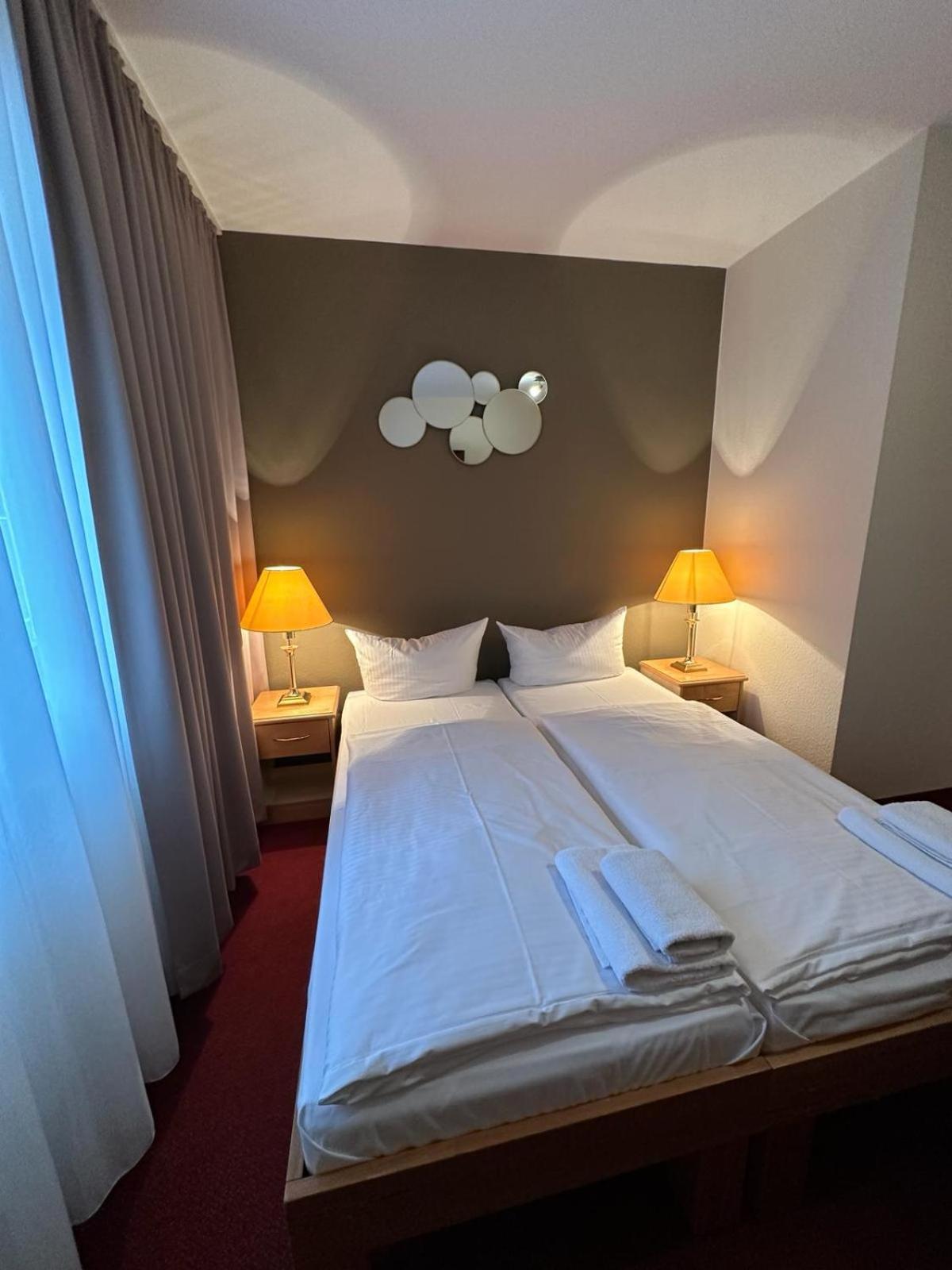 Double Room,1559637313:JPEG