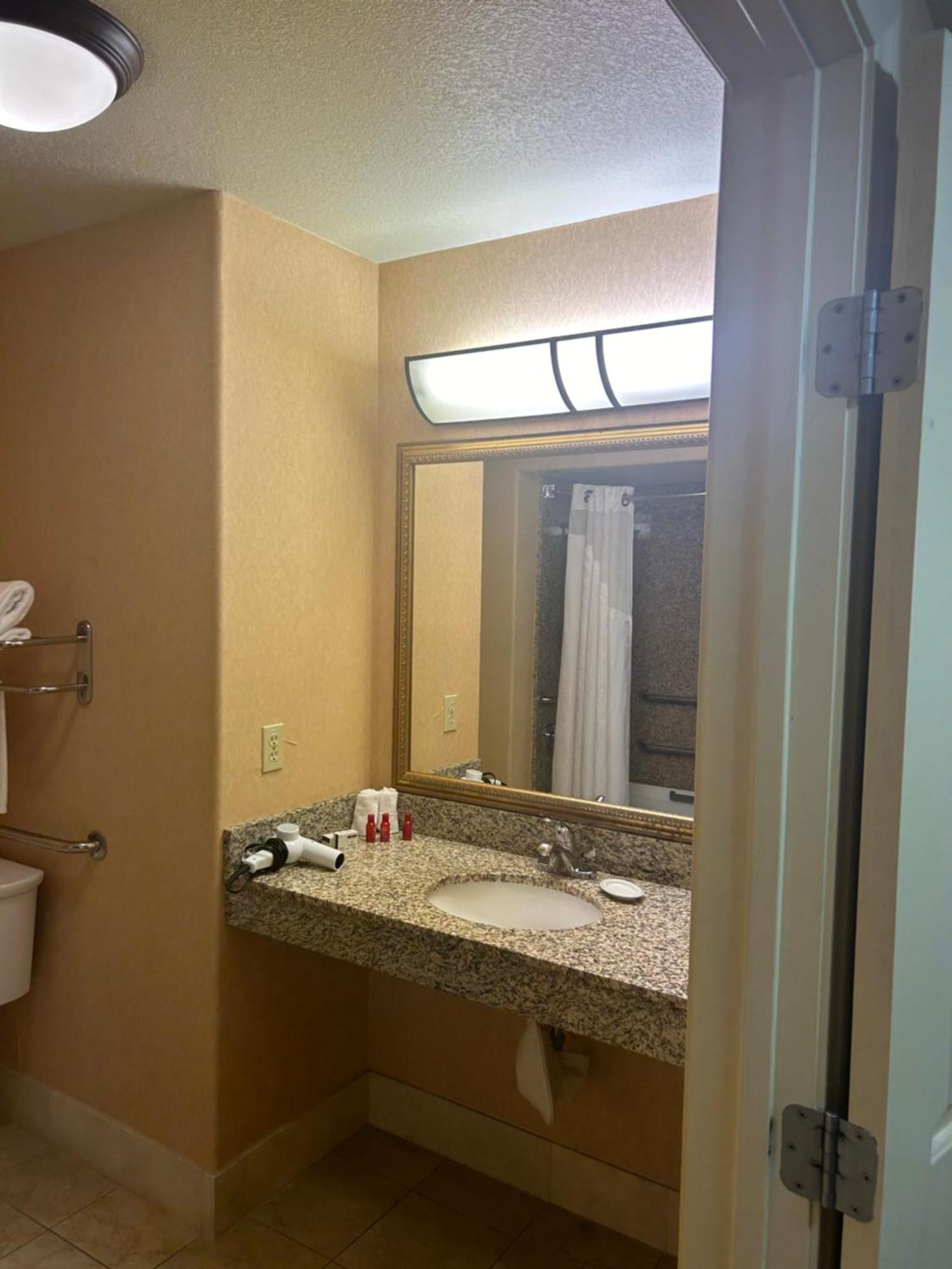Queen Room Two Queen Beds Mobility Access Tub or Non-Smoking