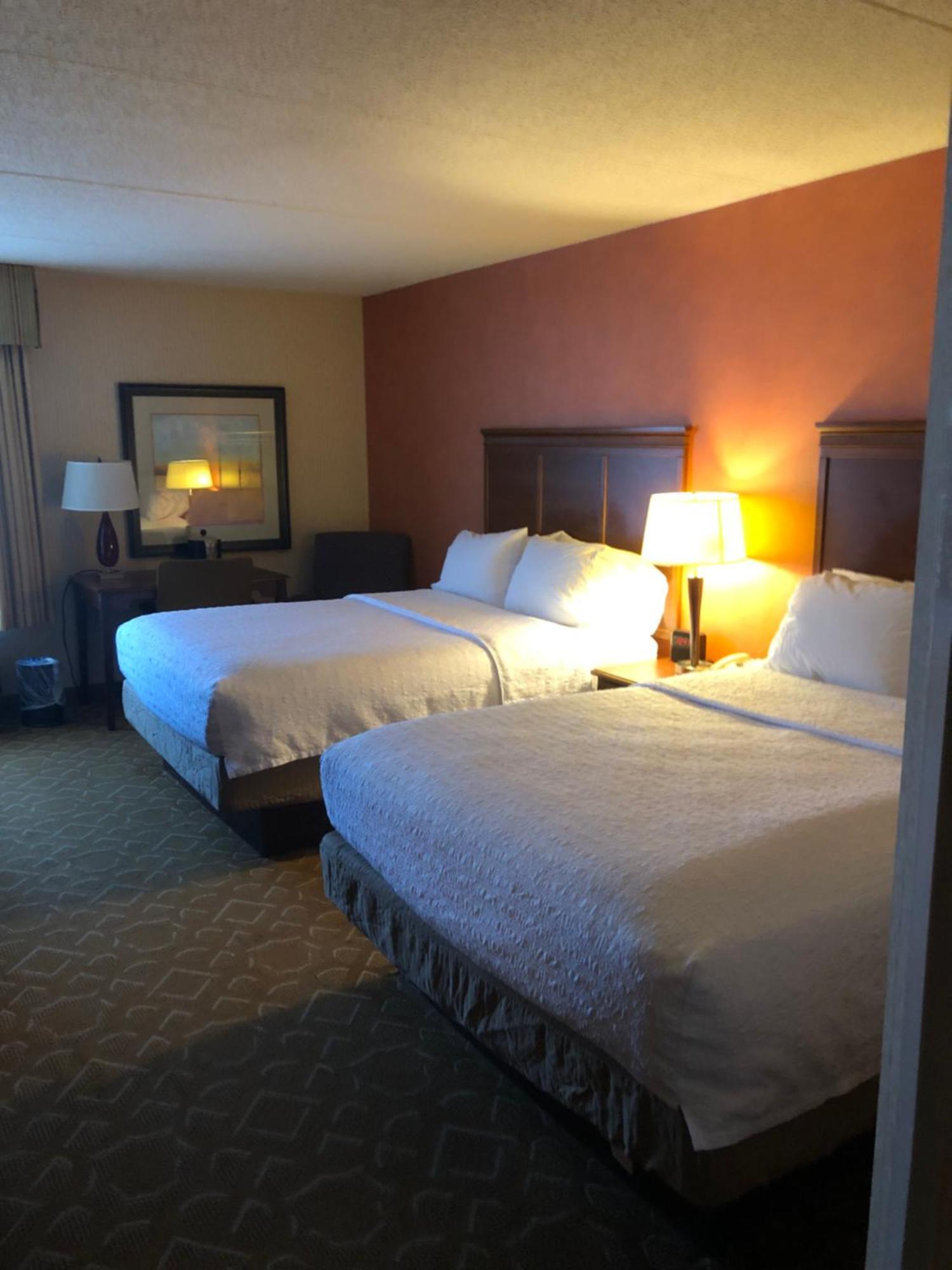 Queen Room Two Queen Beds Hearing Access or Non-Smoking