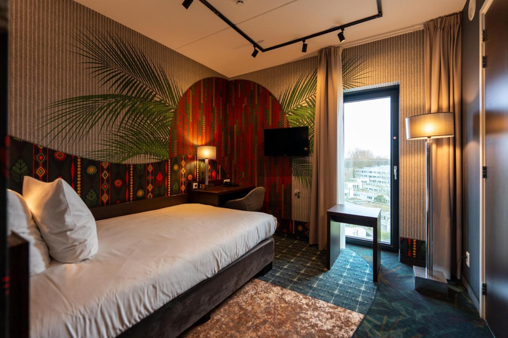 Cozy Queen Room