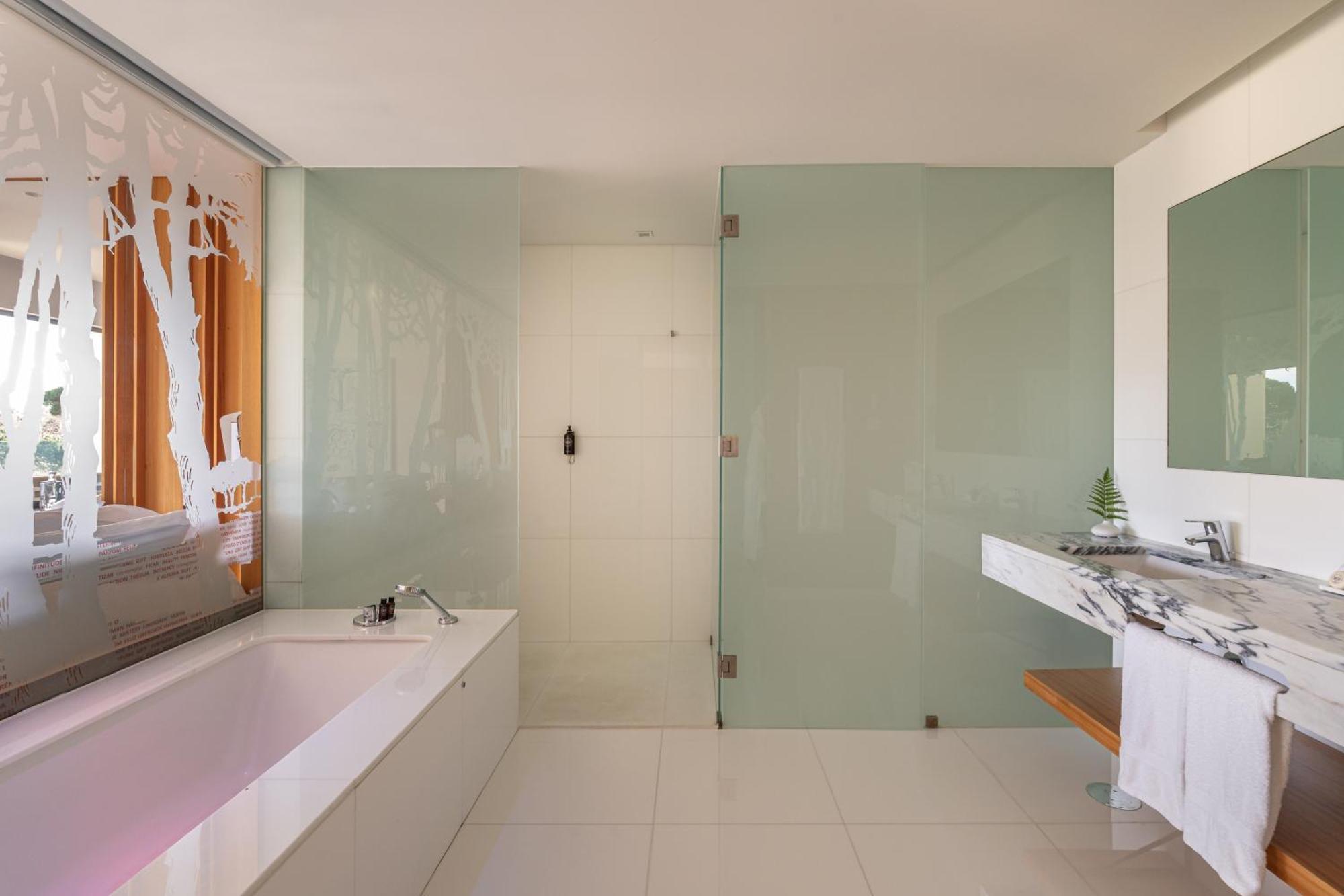 Standard Room,1559654059:JPEG