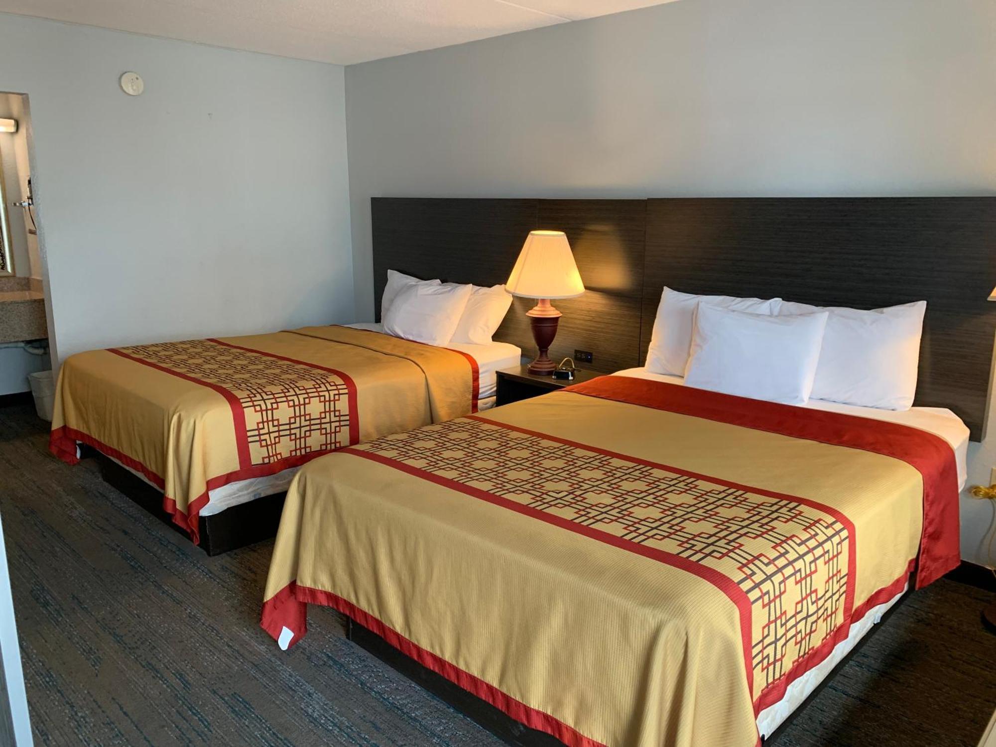 Queen Room Two Queen Beds Non-Smoking