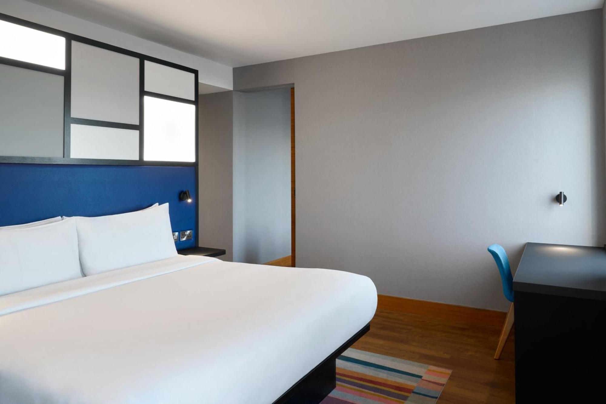 Urban Room Guest room 1 King High Floor,1270988071:JPEG