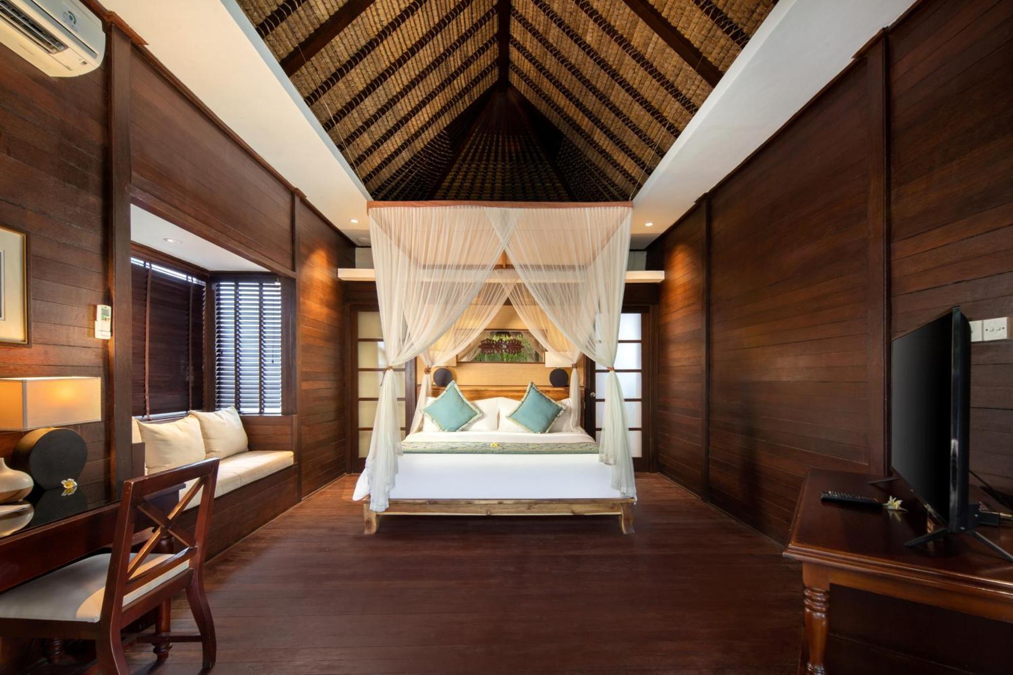One Bedroom Wooden Pool Villa Boat Return Transfer Shuttle Denpasar Sanur Denpasar