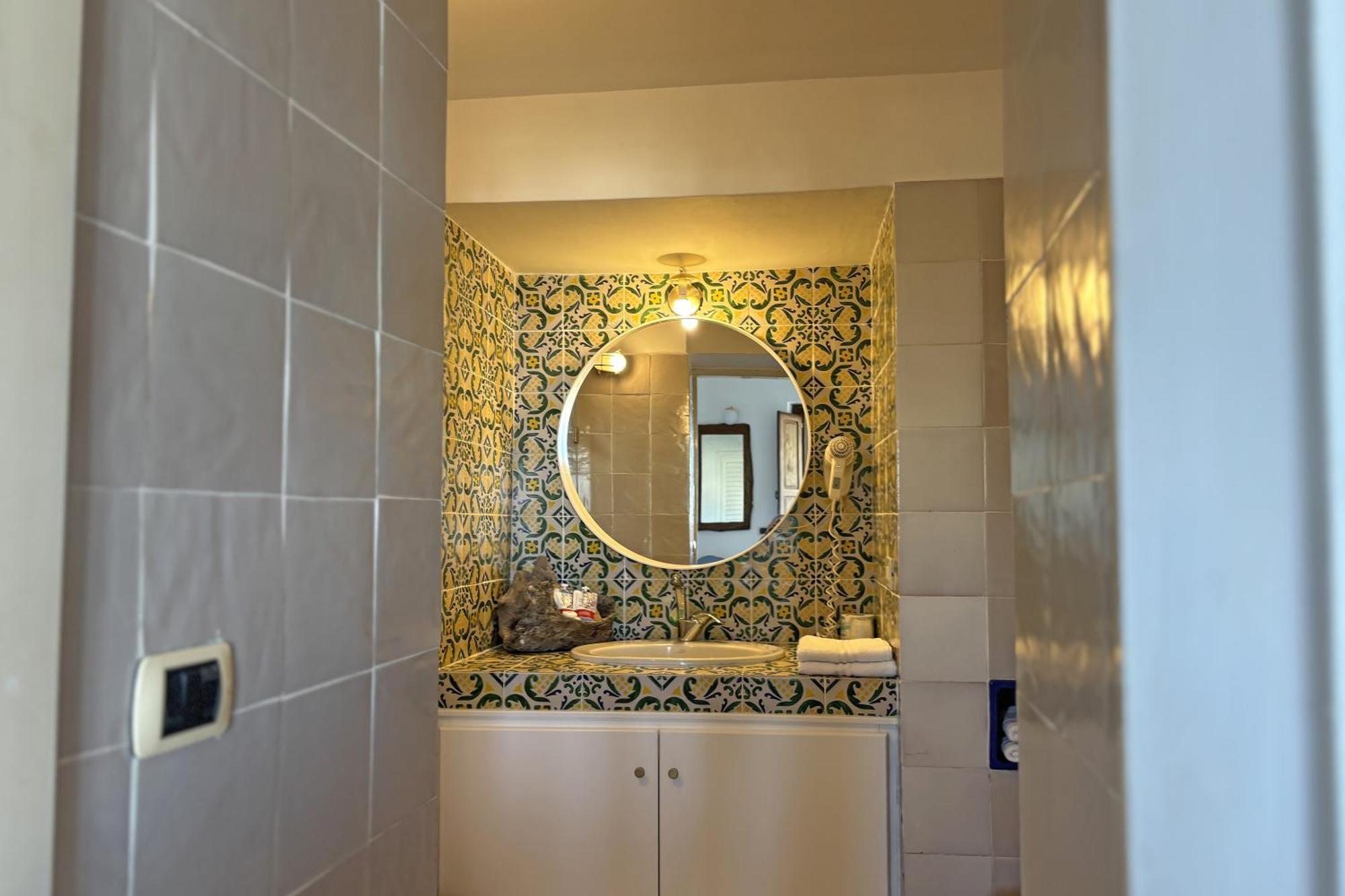 Double Room,1559693062:JPEG