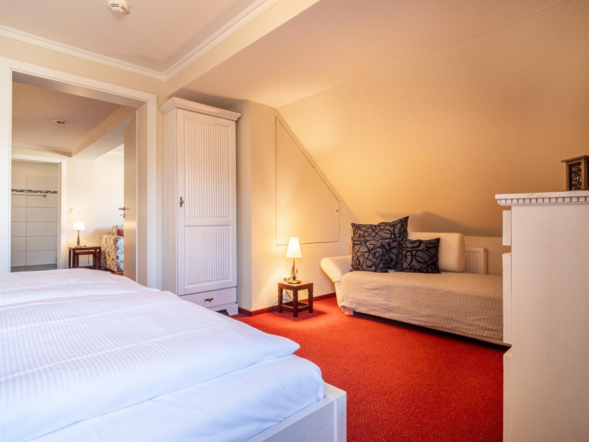One-Bedroom Suite