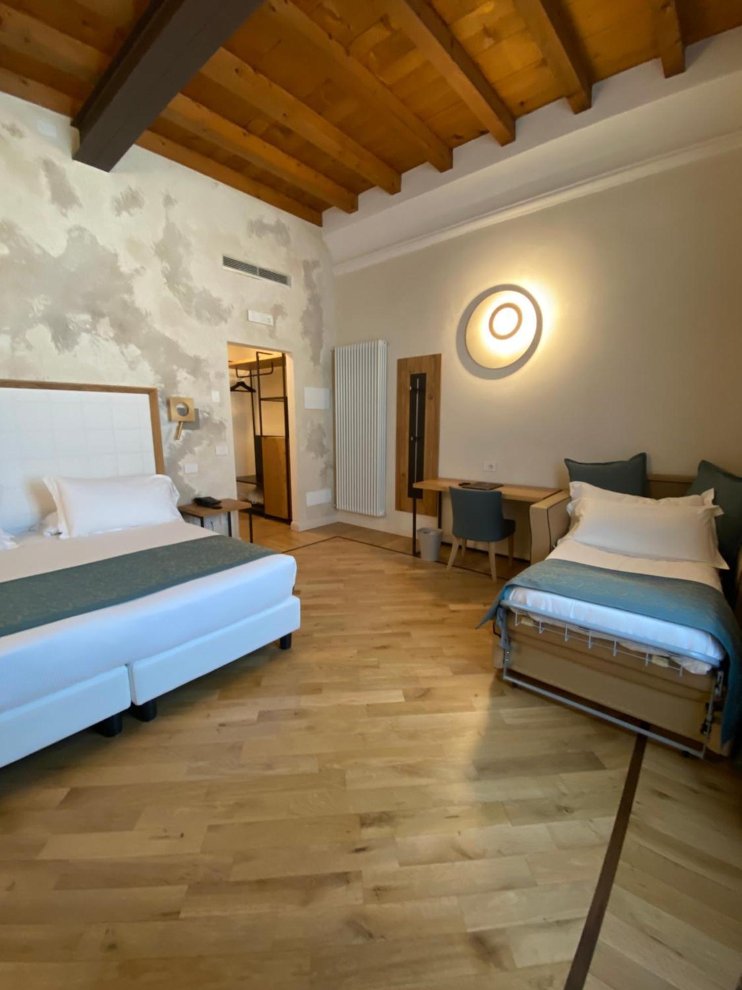 Deluxe Triple Room,1559943238:JPEG