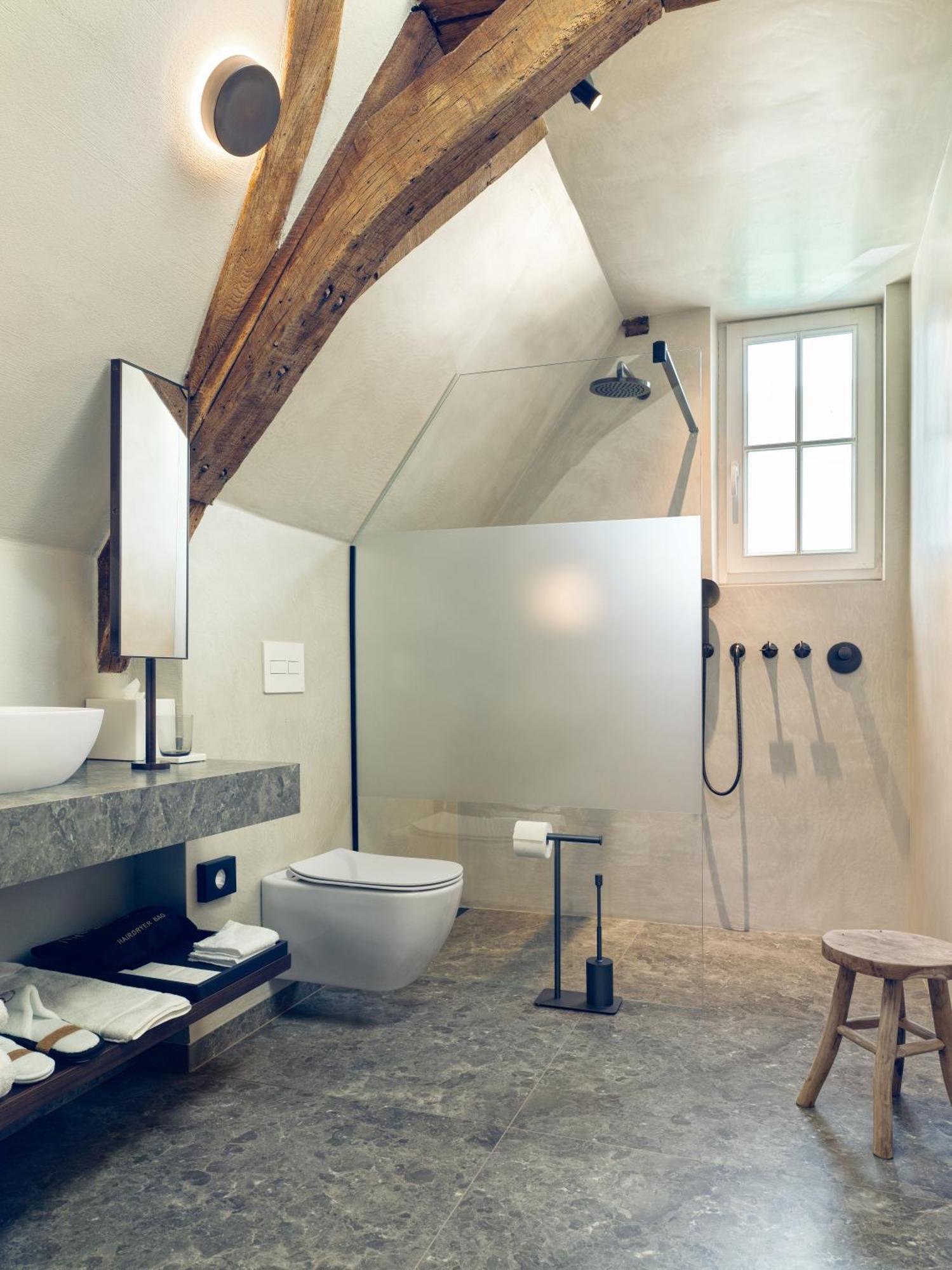 Comfort Room