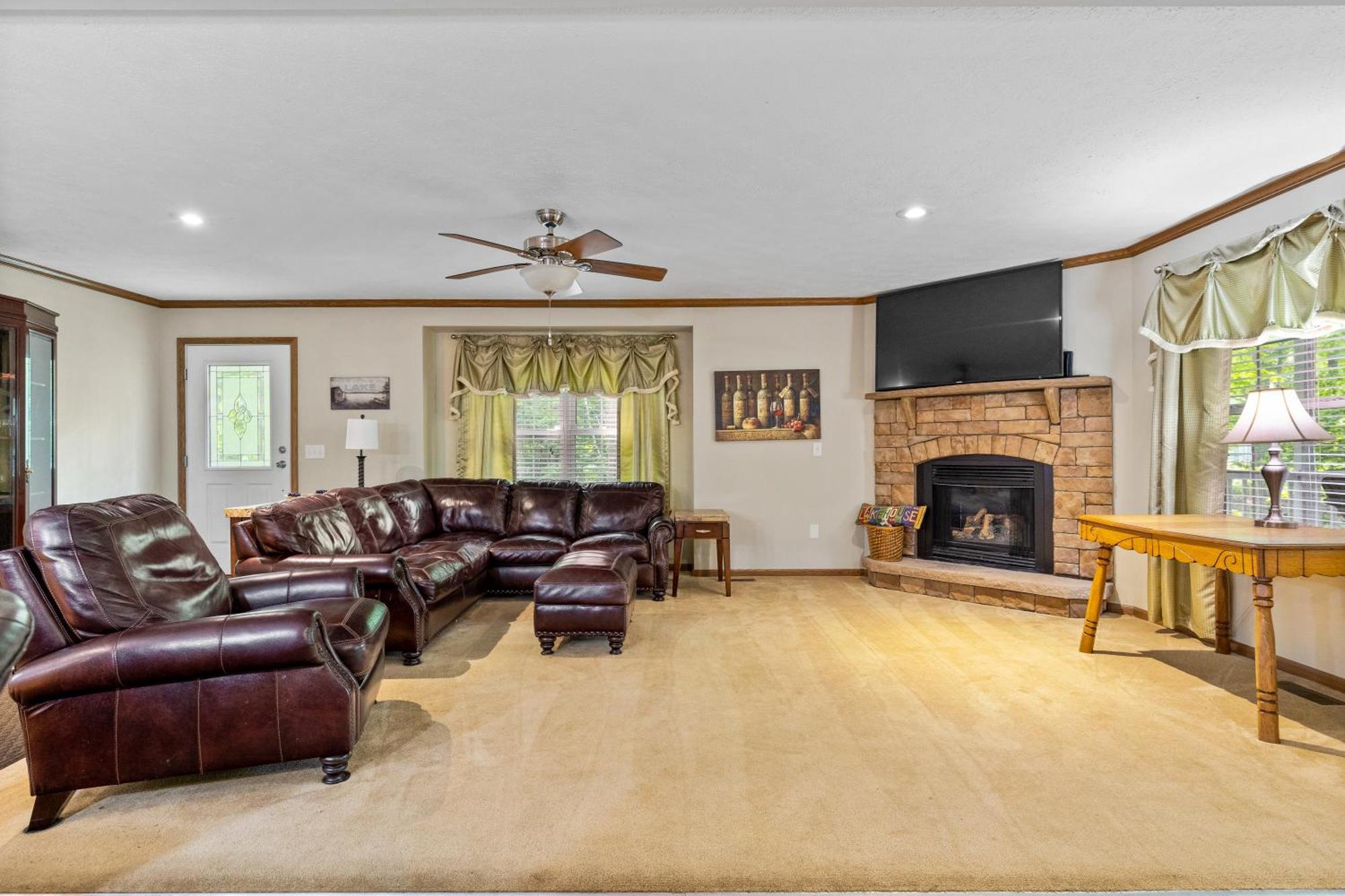 Deluxe Family Suite