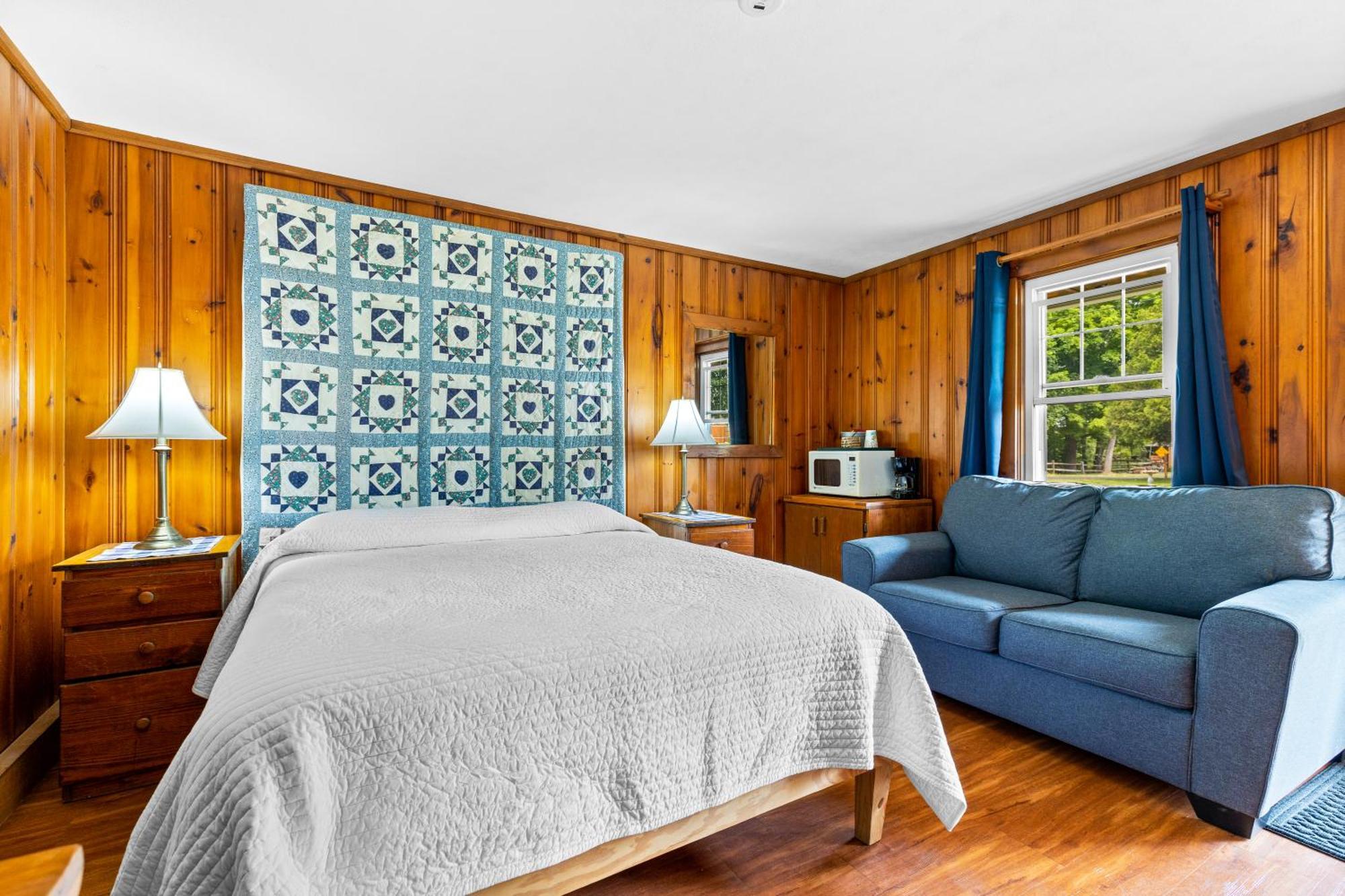 Queen Room