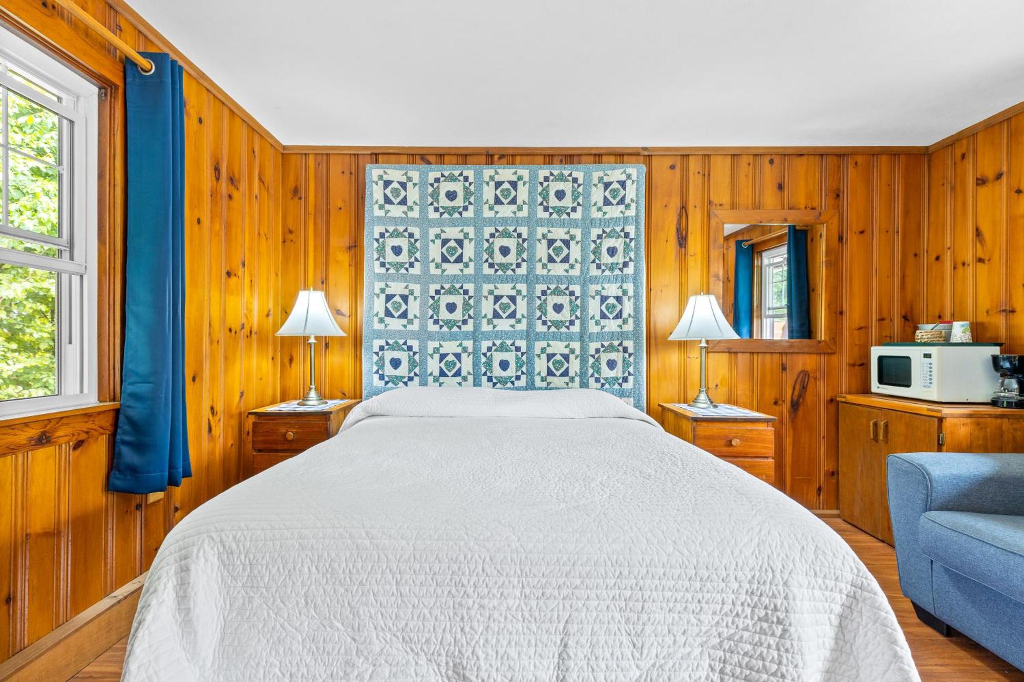 Queen Room