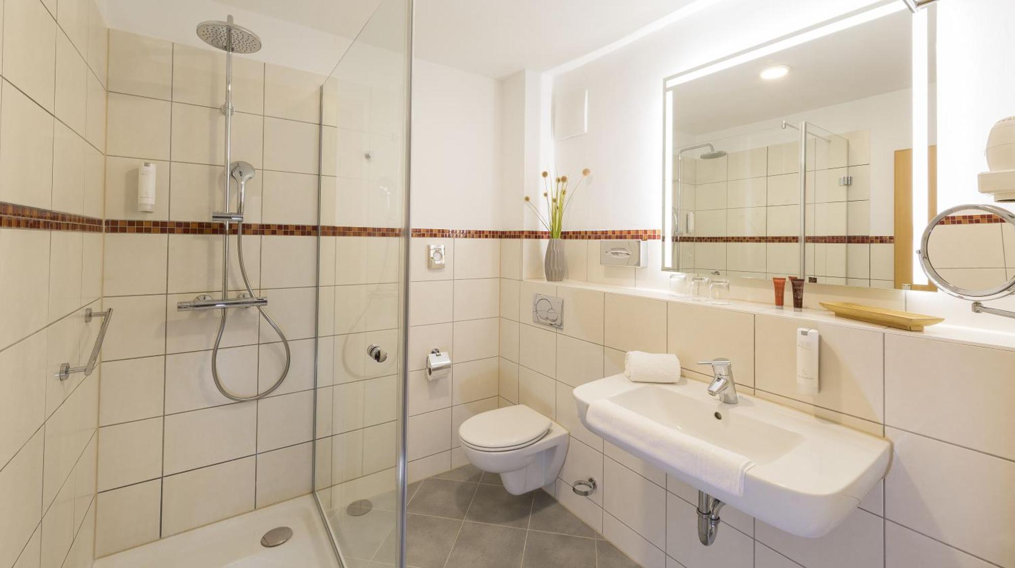 Standard Double Room,1563269239:JPEG