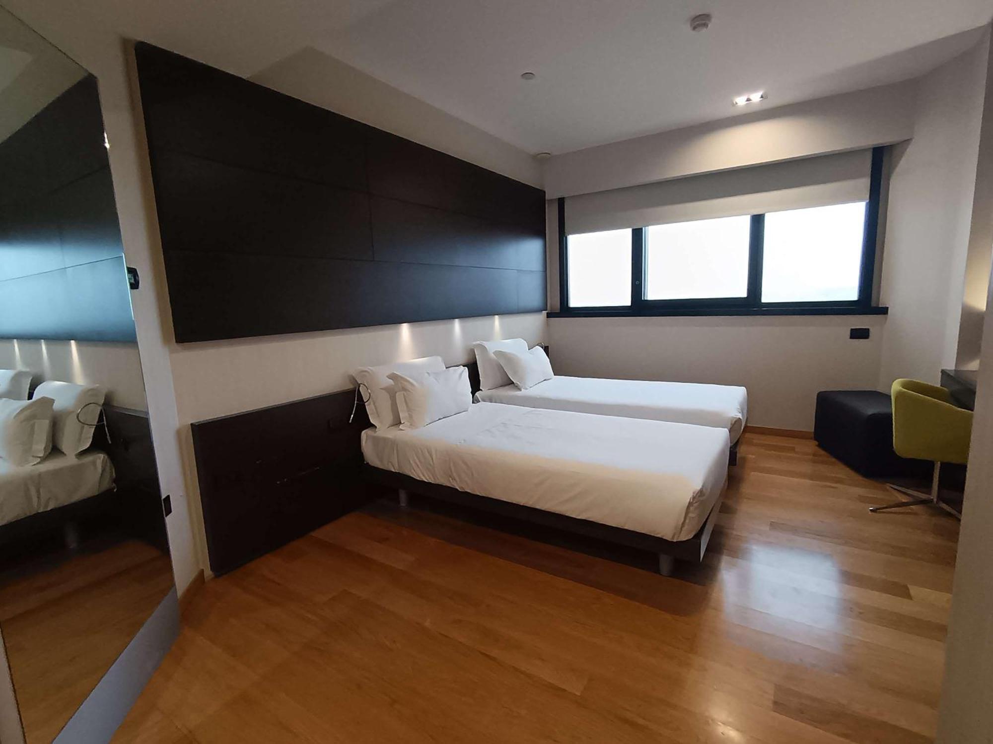 Standard Twin Room Non-Smoking