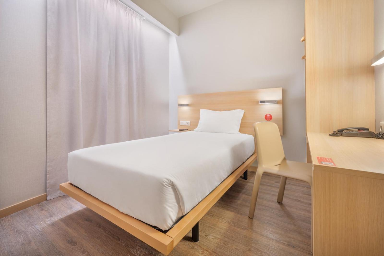 Single Room,1563335041:JPEG