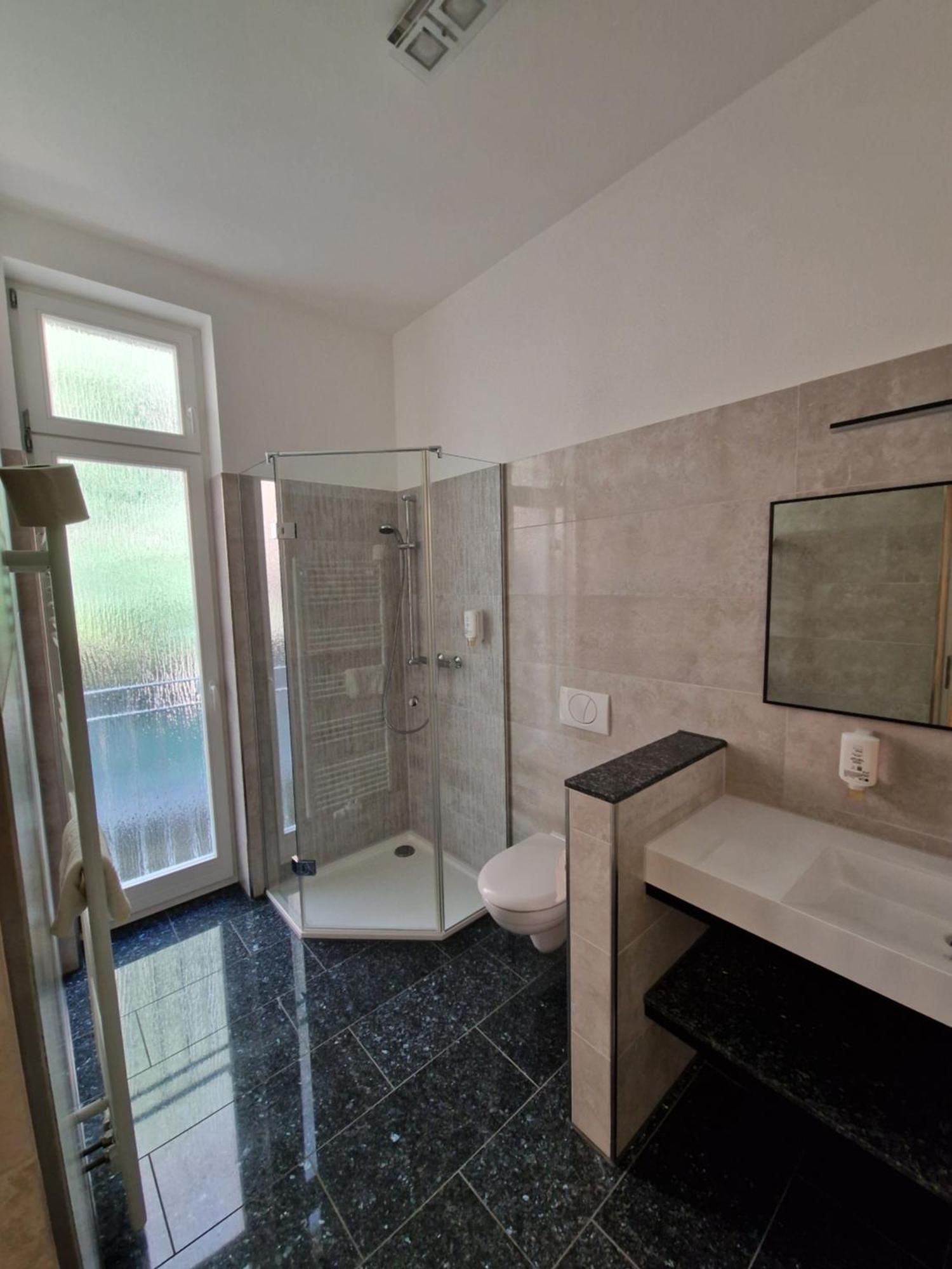Single Room Balcony,1563386050:JPEG