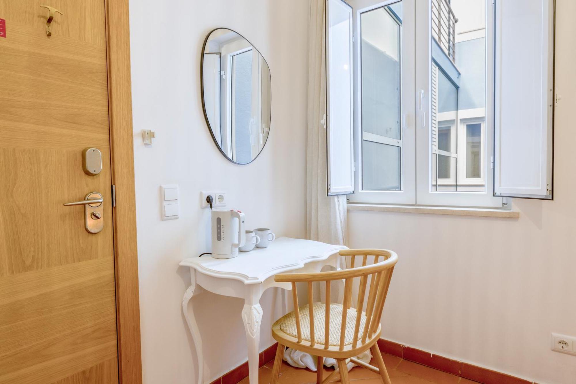 Double Room,1563474202:JPEG