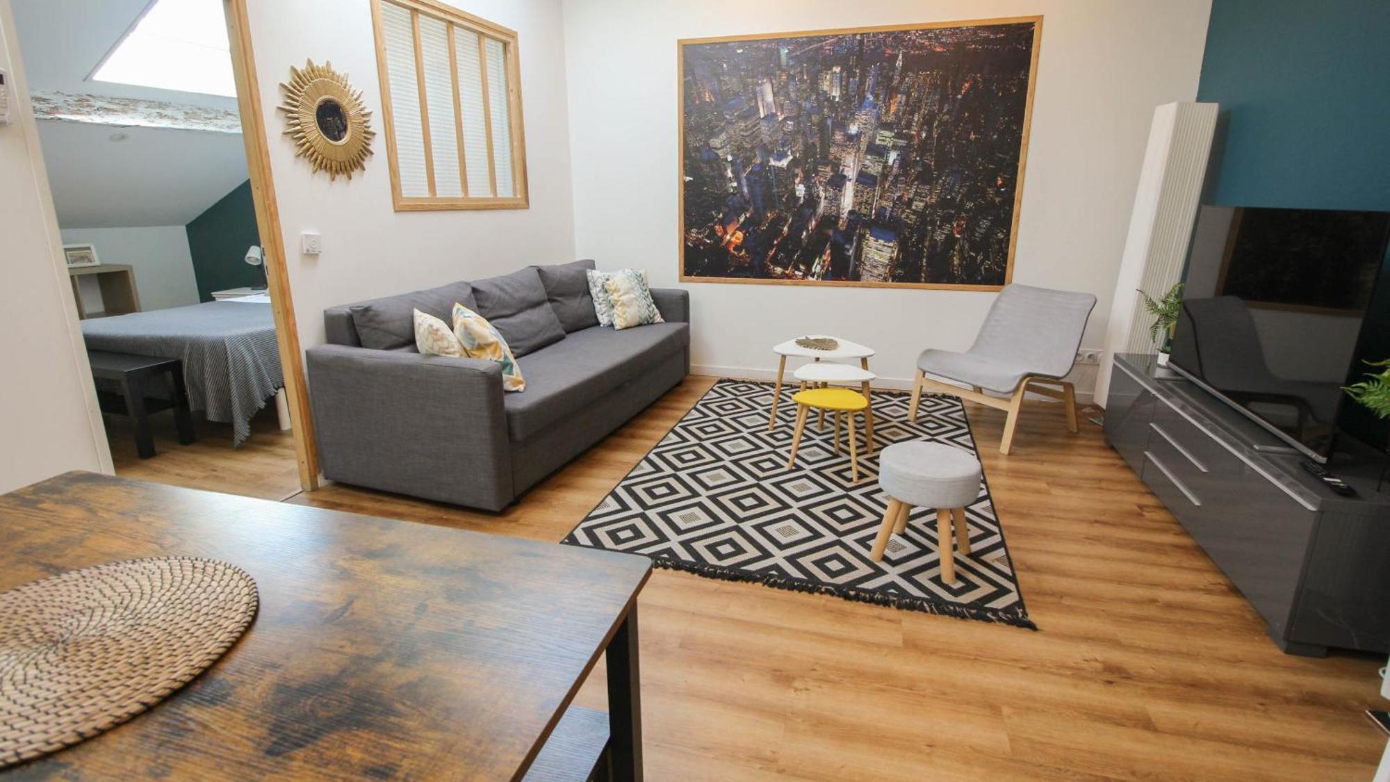 One-Bedroom Apartment