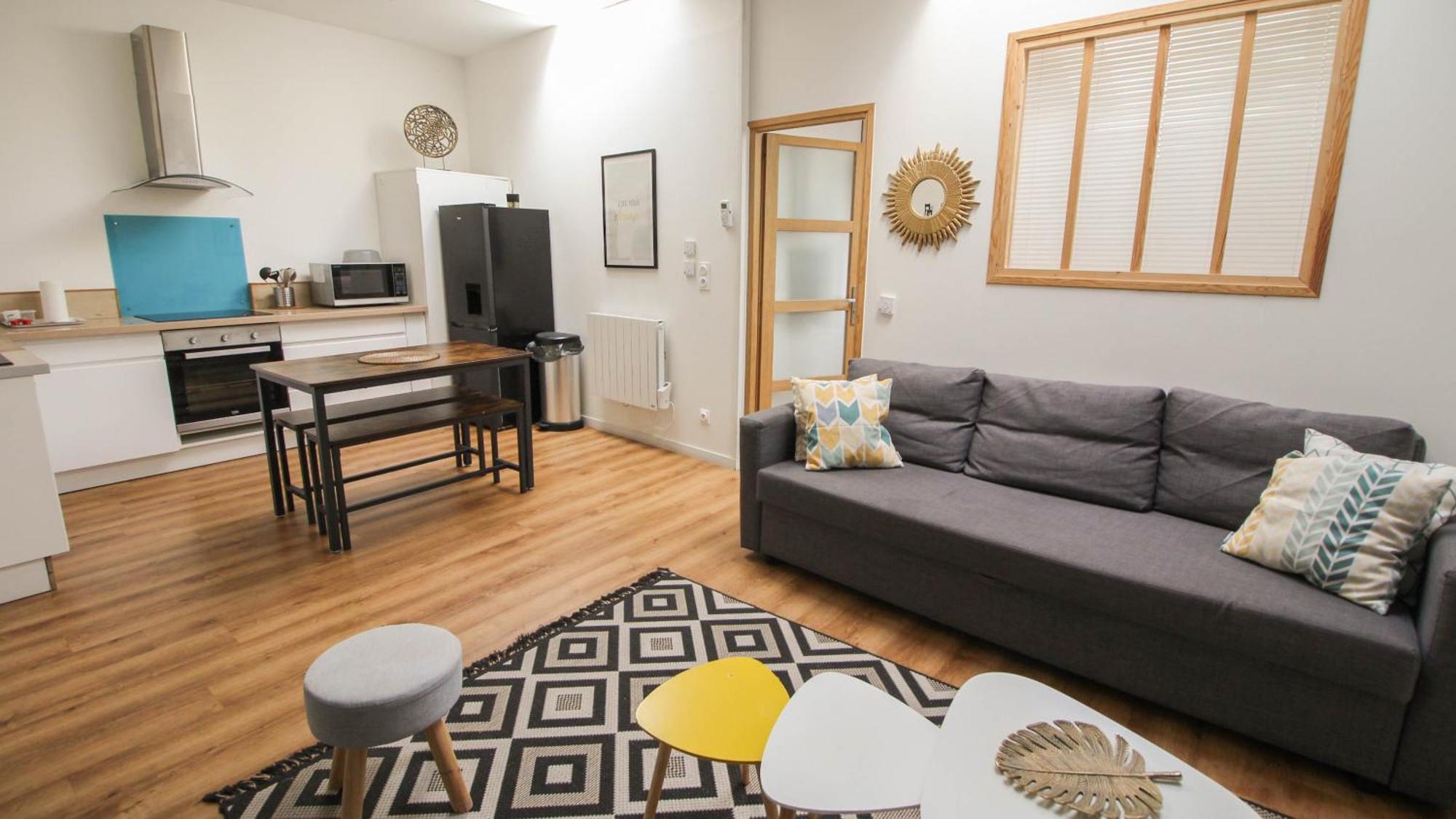 One-Bedroom Apartment