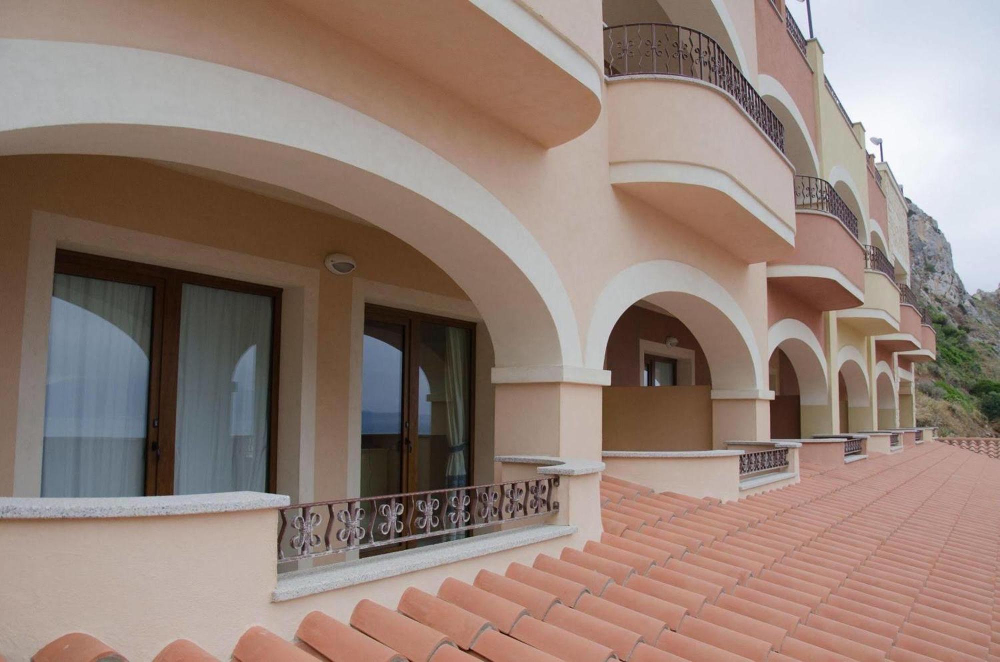 Superior Double or Twin Room Balcony Sea View