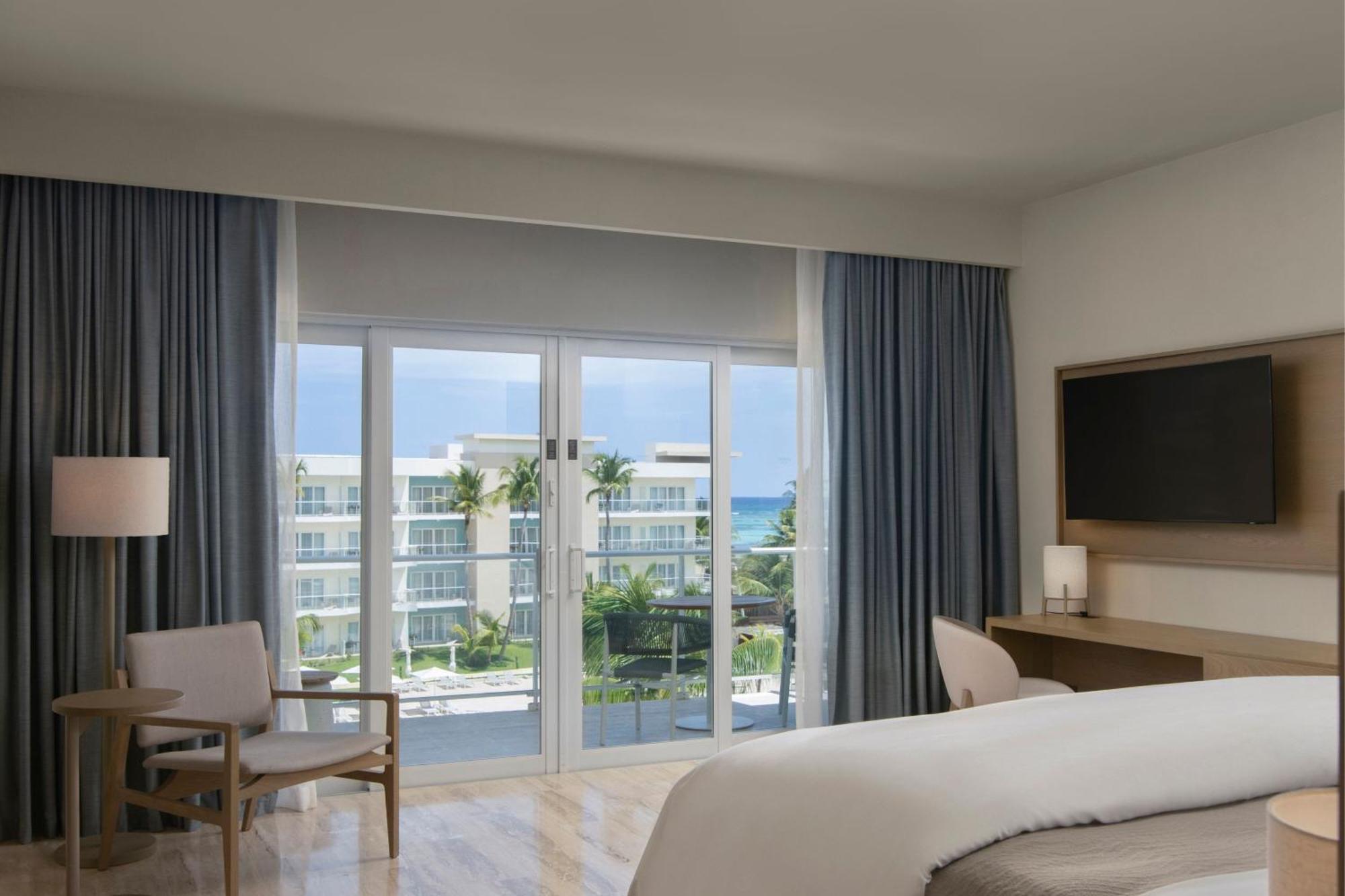 Premium Guest room 1 King Ocean view