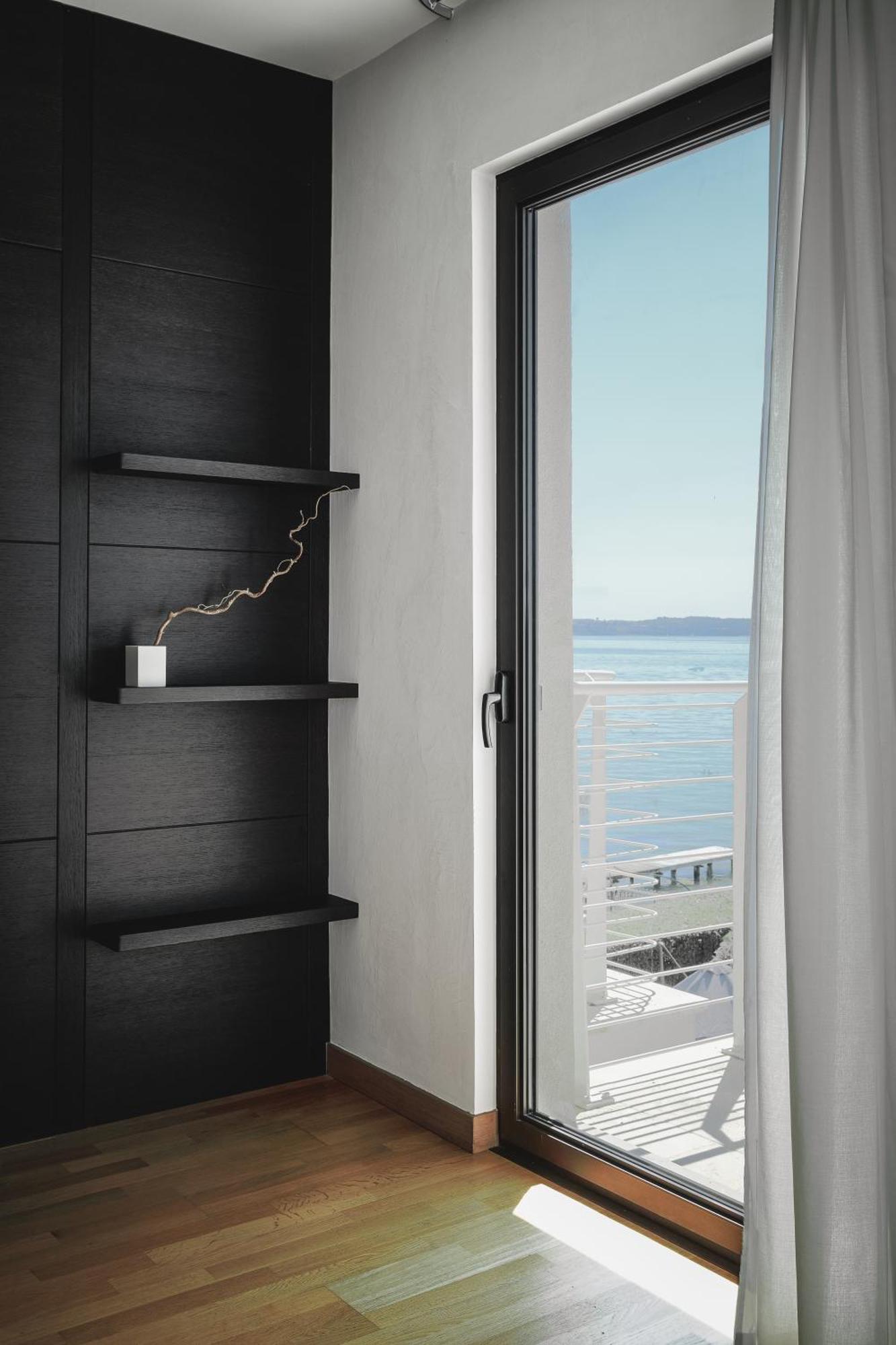 Deluxe Double Room Balcony Lake View