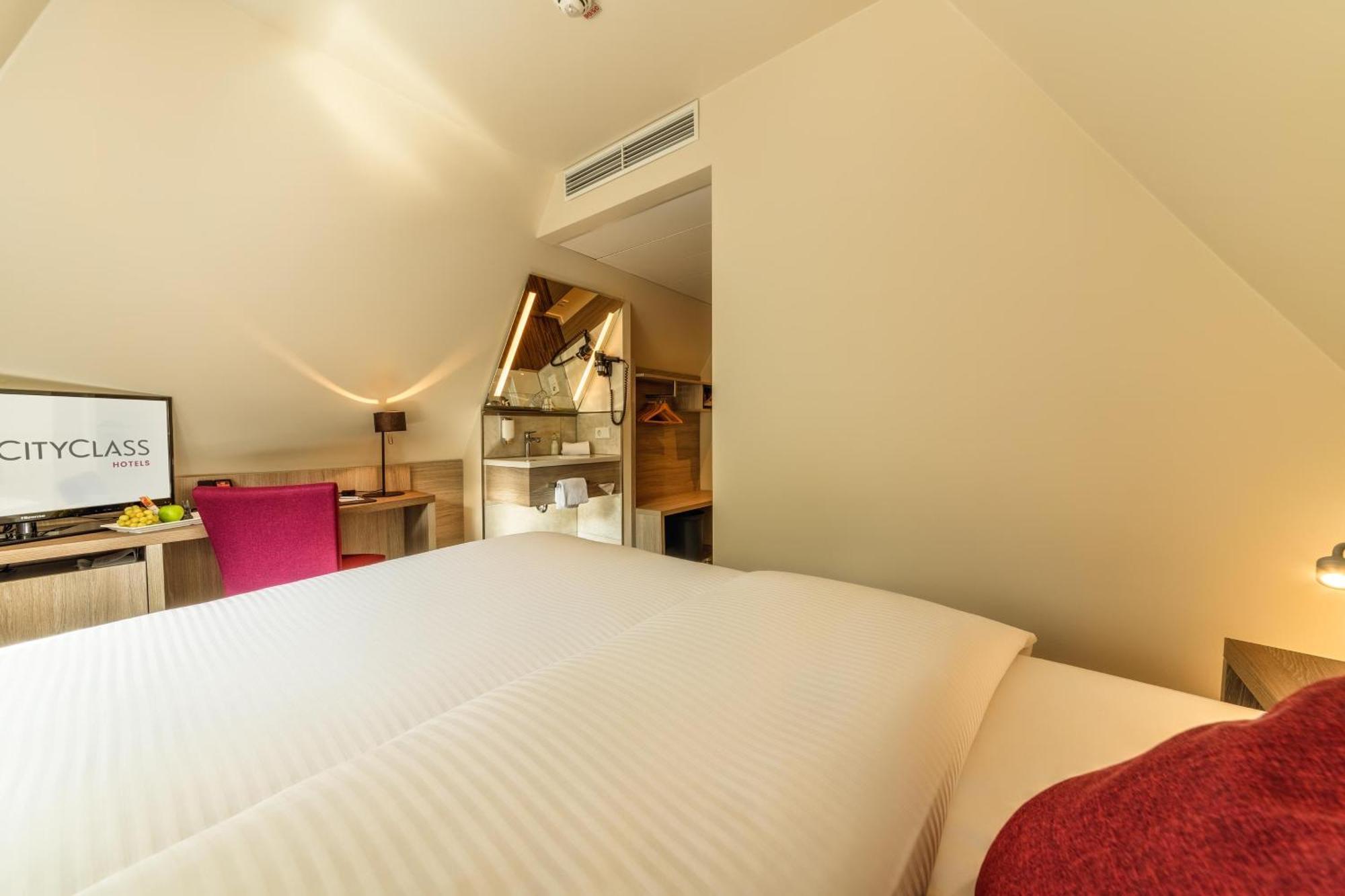 Superior Single Room
