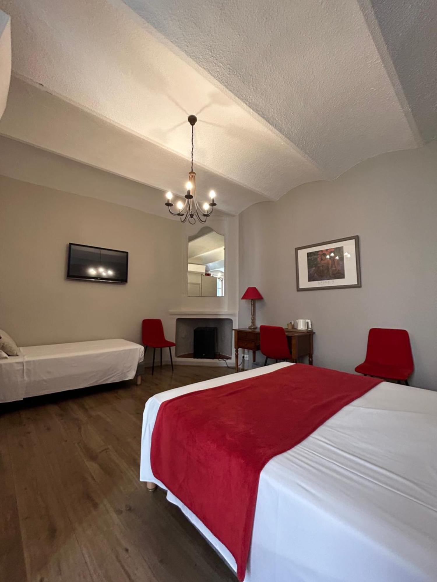 Triple Room,1566968363:JPEG