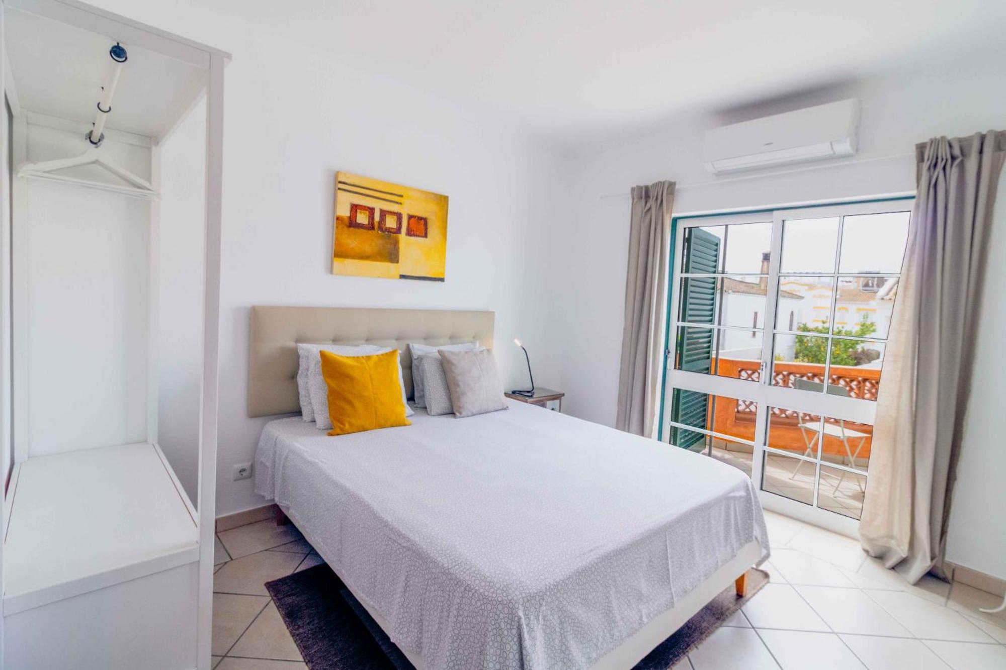 Doppelzimmer mit Poolblick
