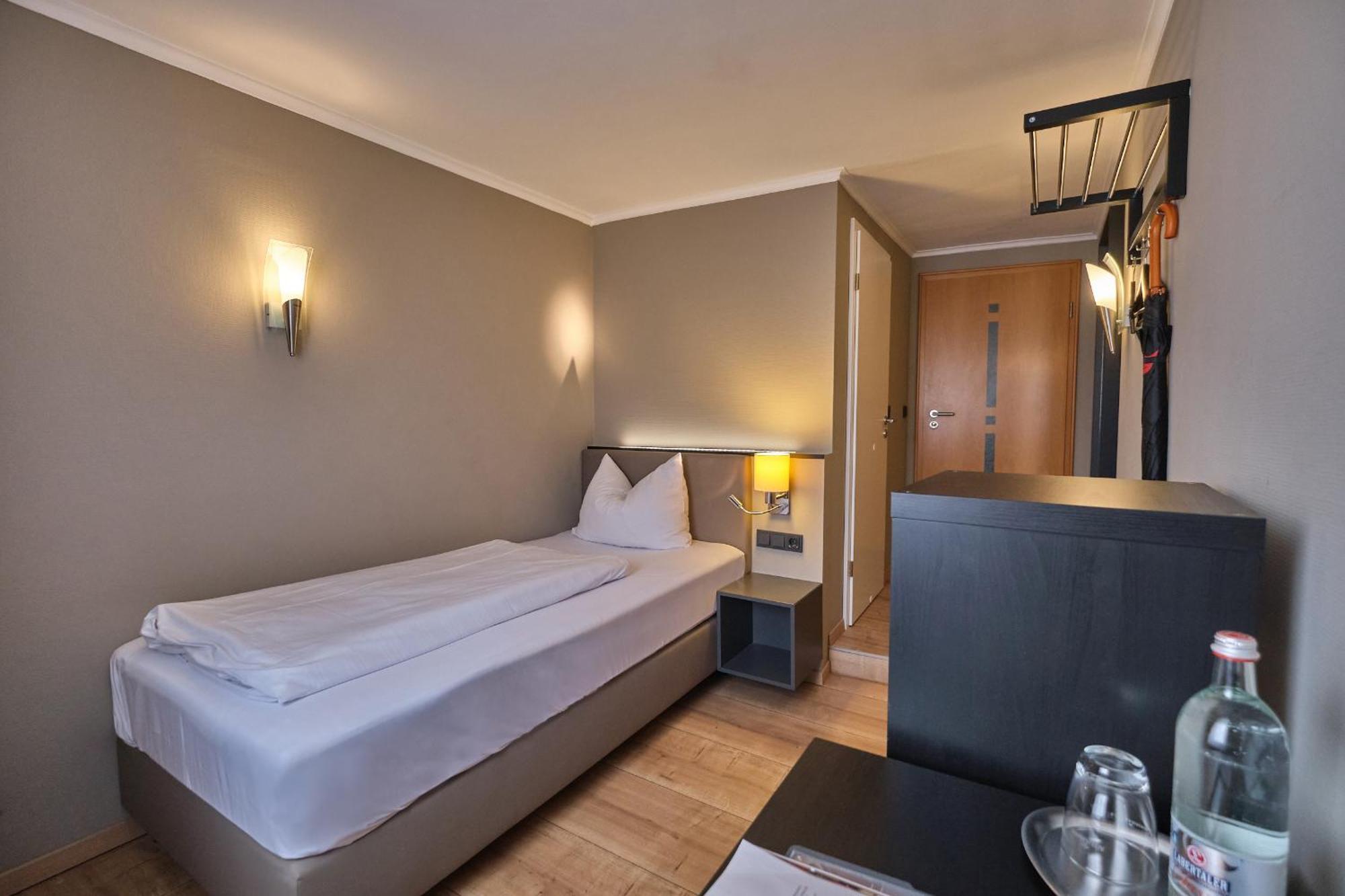 Small Single Room