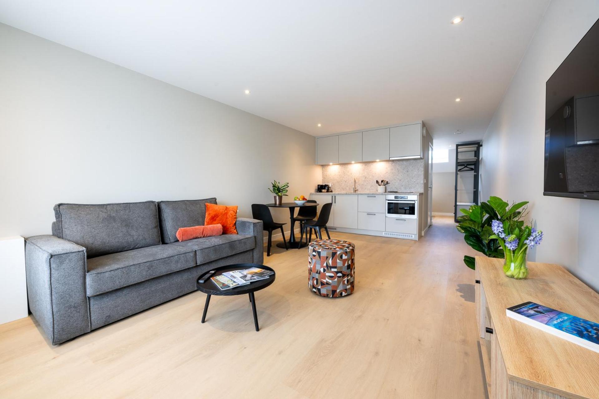 Deluxe Apartment,1567133753:JPEG
