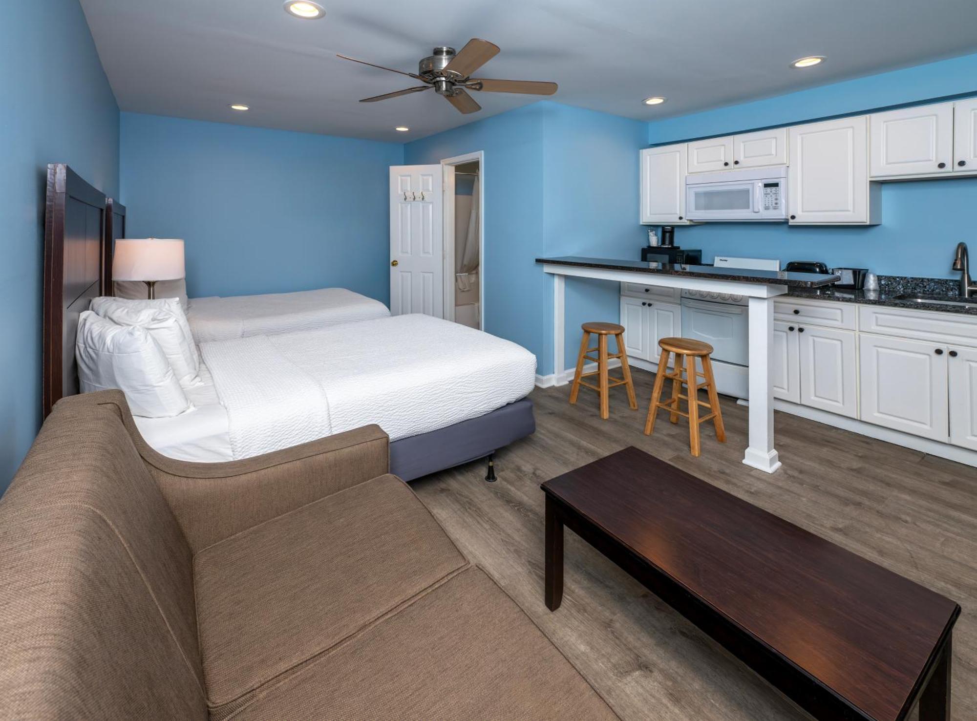 Double Room Two Double Beds-Efficiency