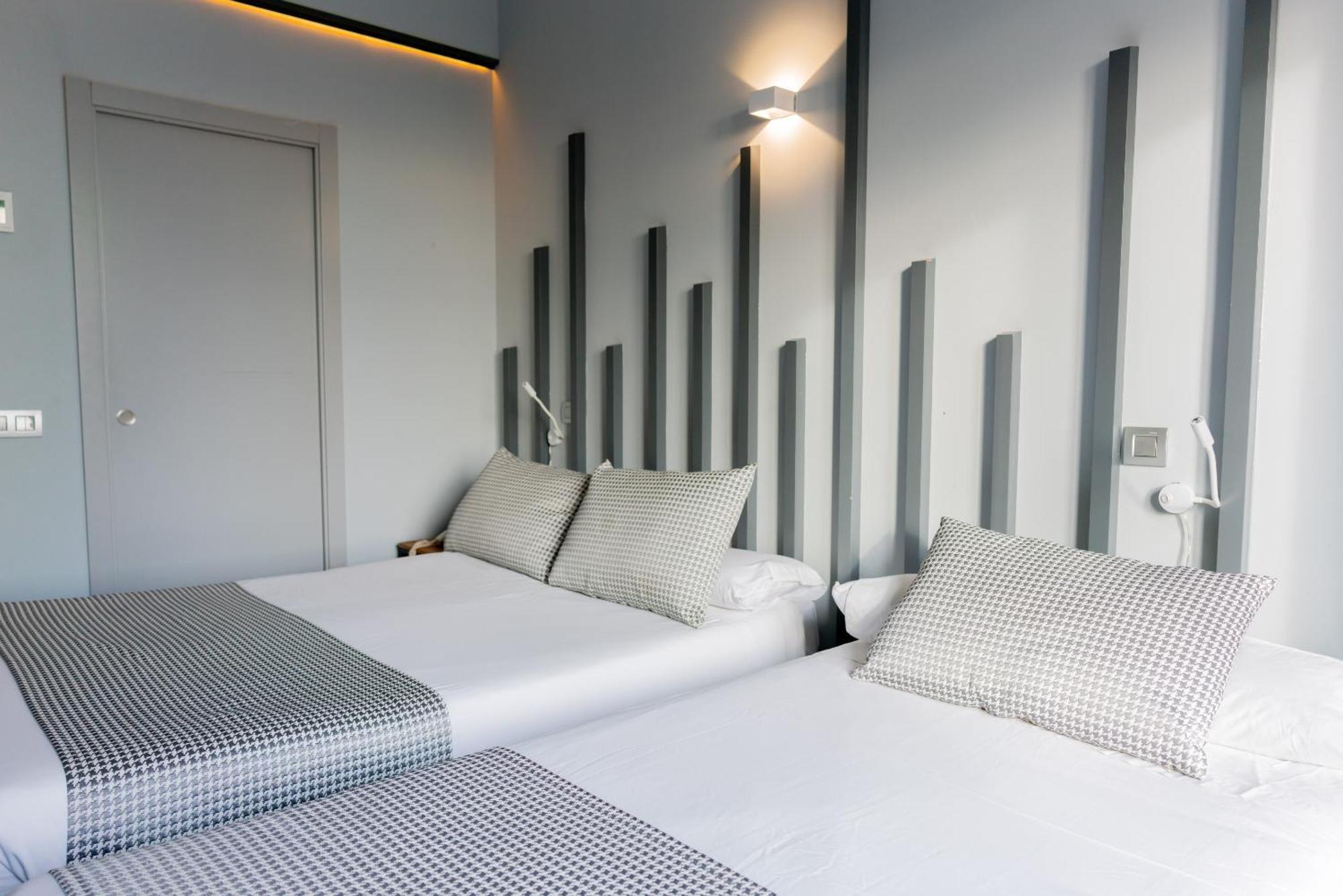 Basic Triple Room