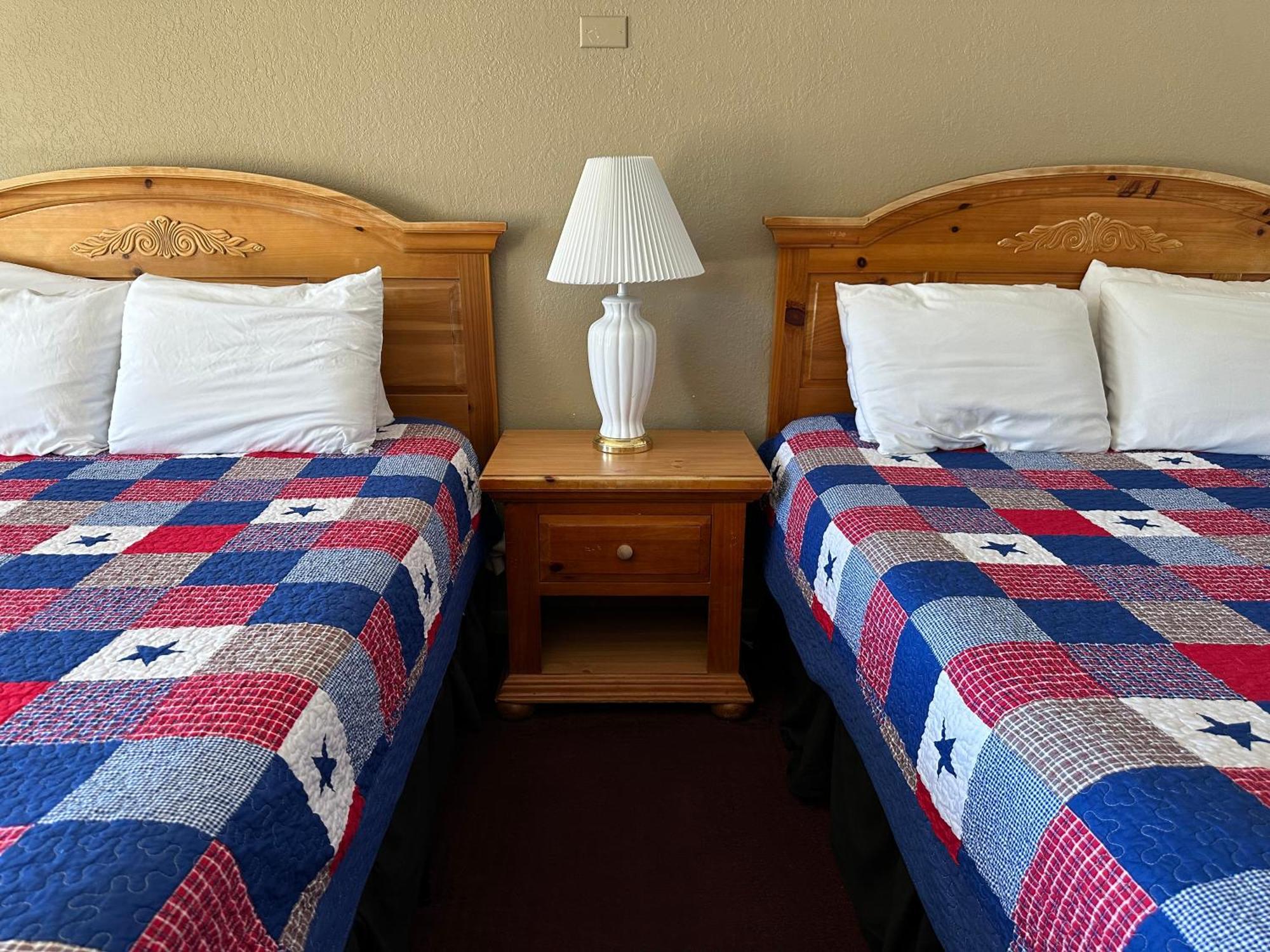 Queen Room Two Queen Beds