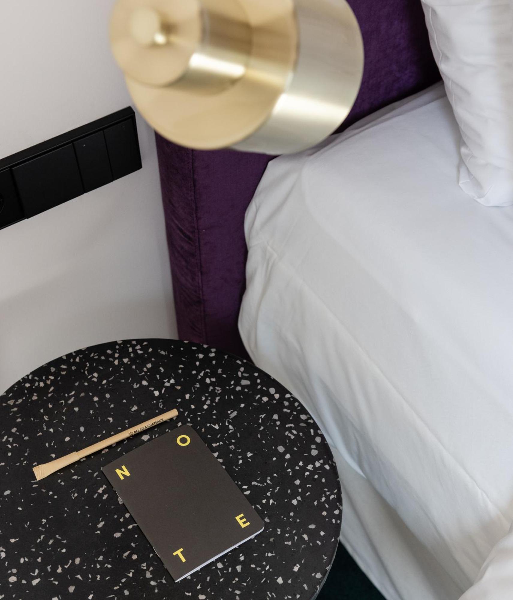 Deluxe Double Room Bath