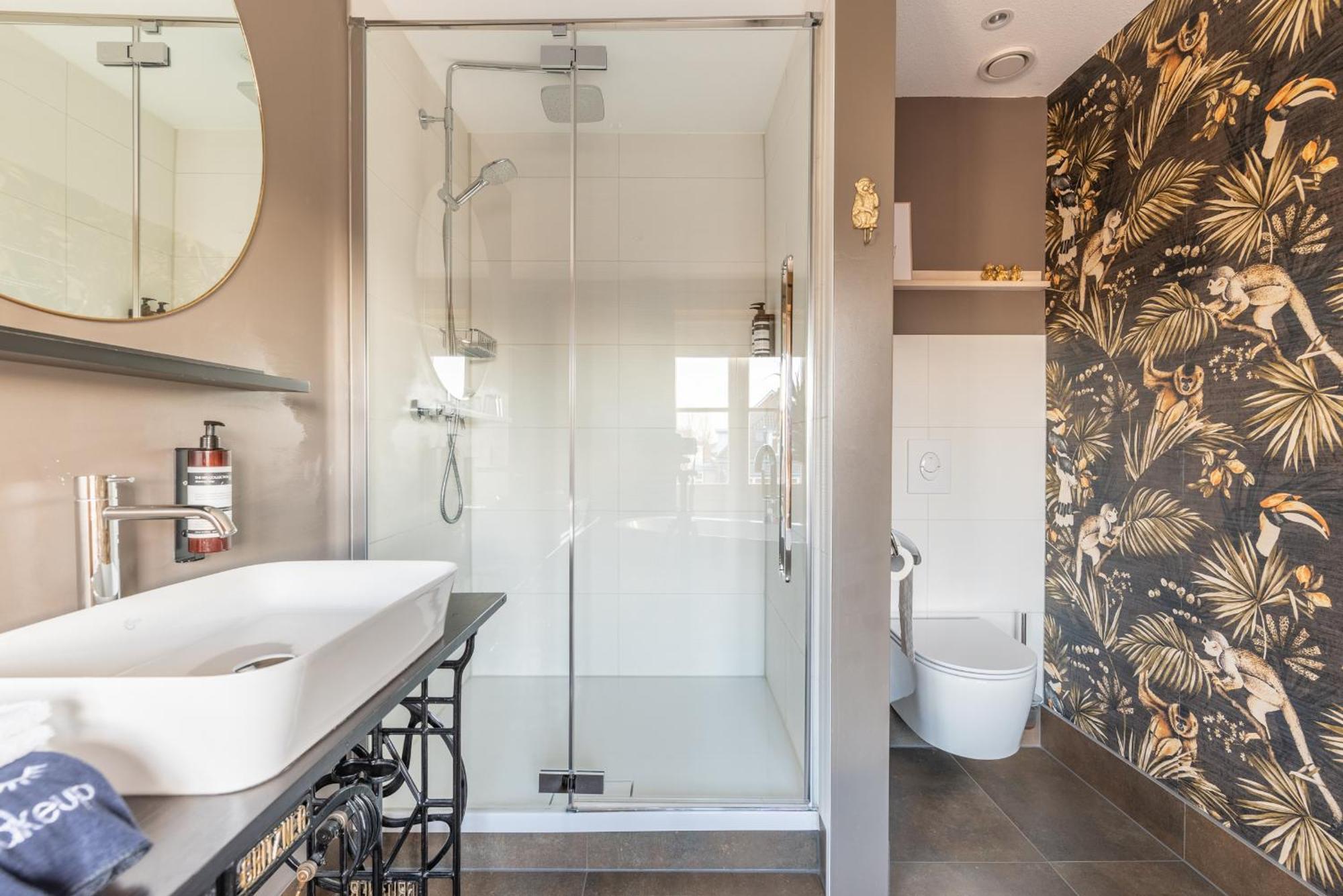 Deluxe Double Room Bath