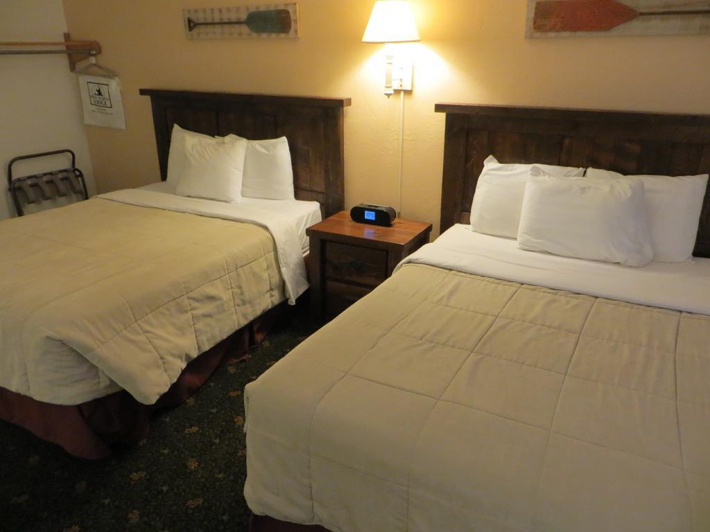 Queen Room Two Queen Beds