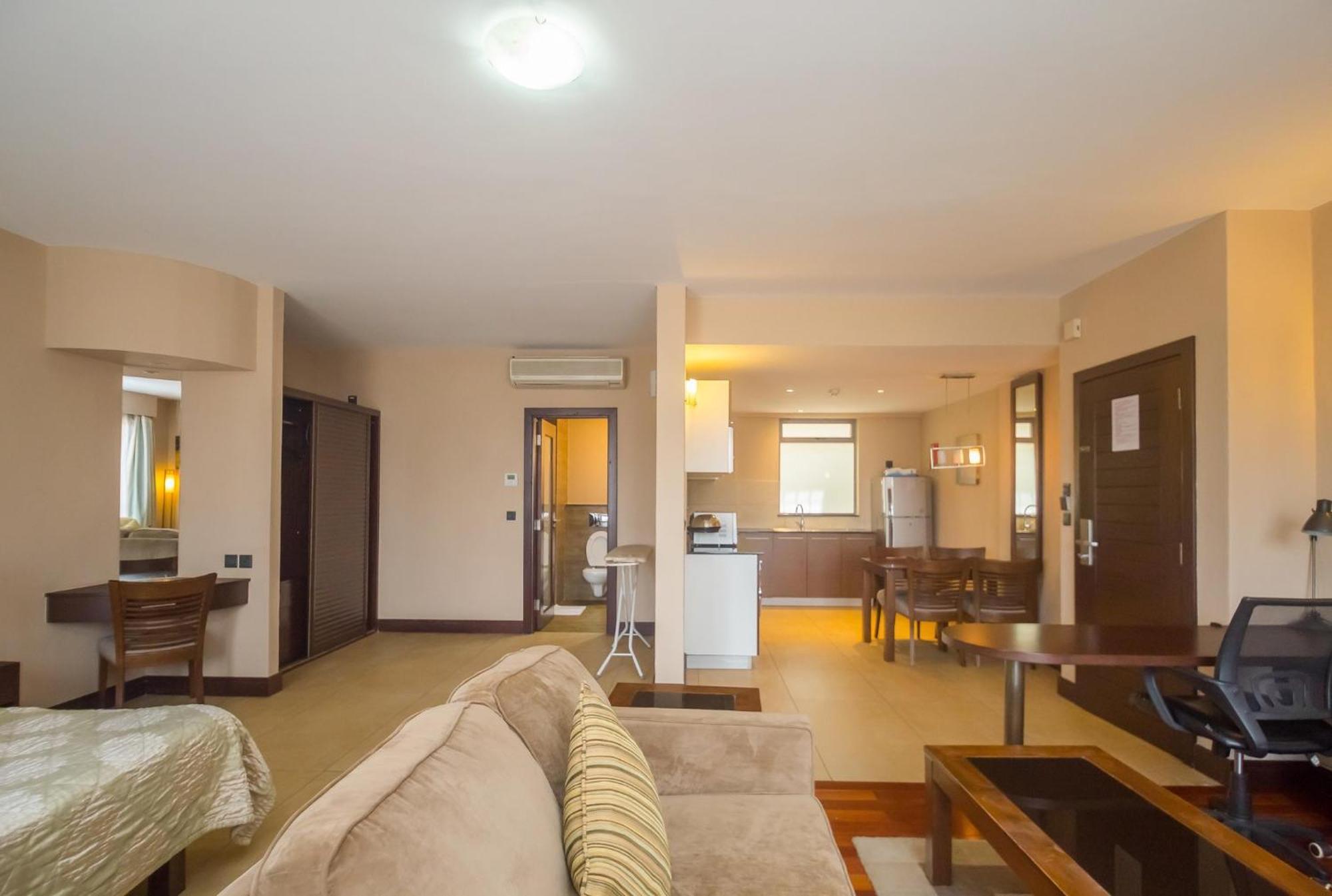 Studio Apartment