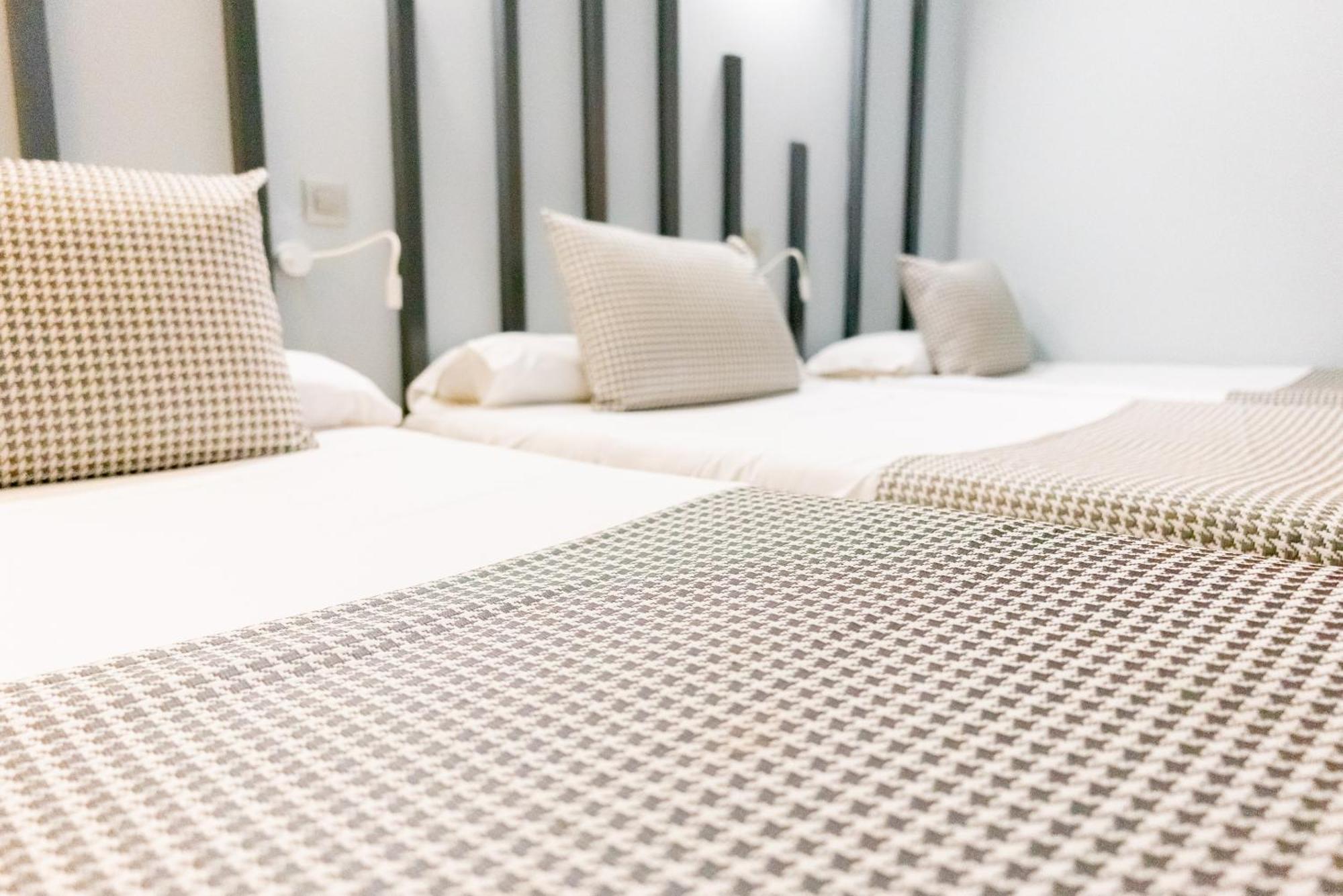 Basic Triple Room