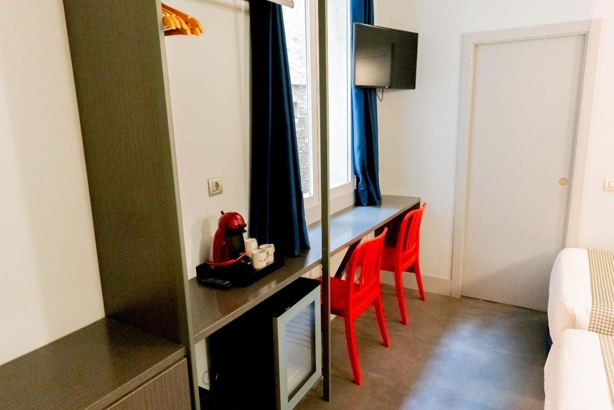 Basic Triple Room
