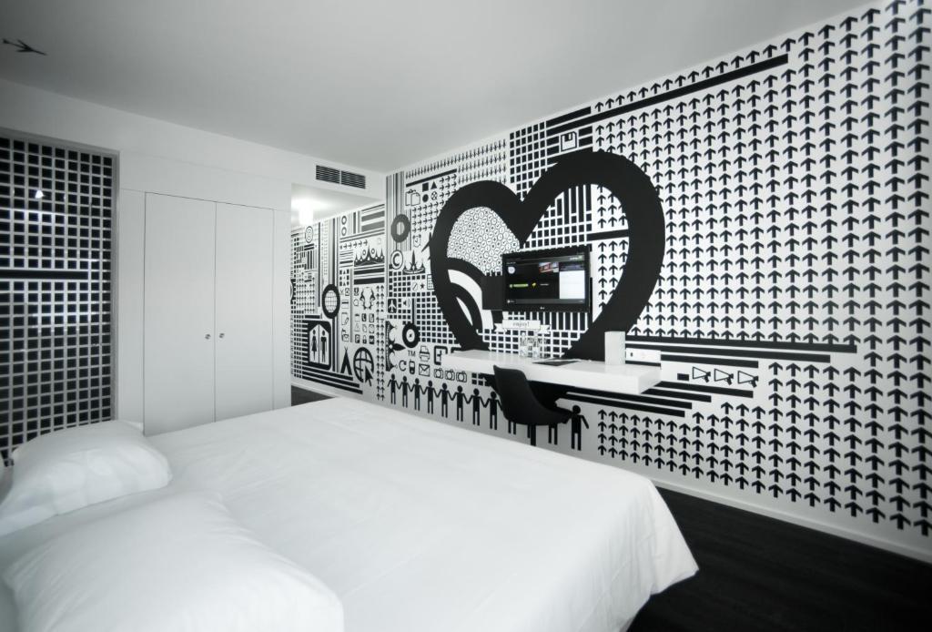 Double or Twin Room River View,277427877:JPEG