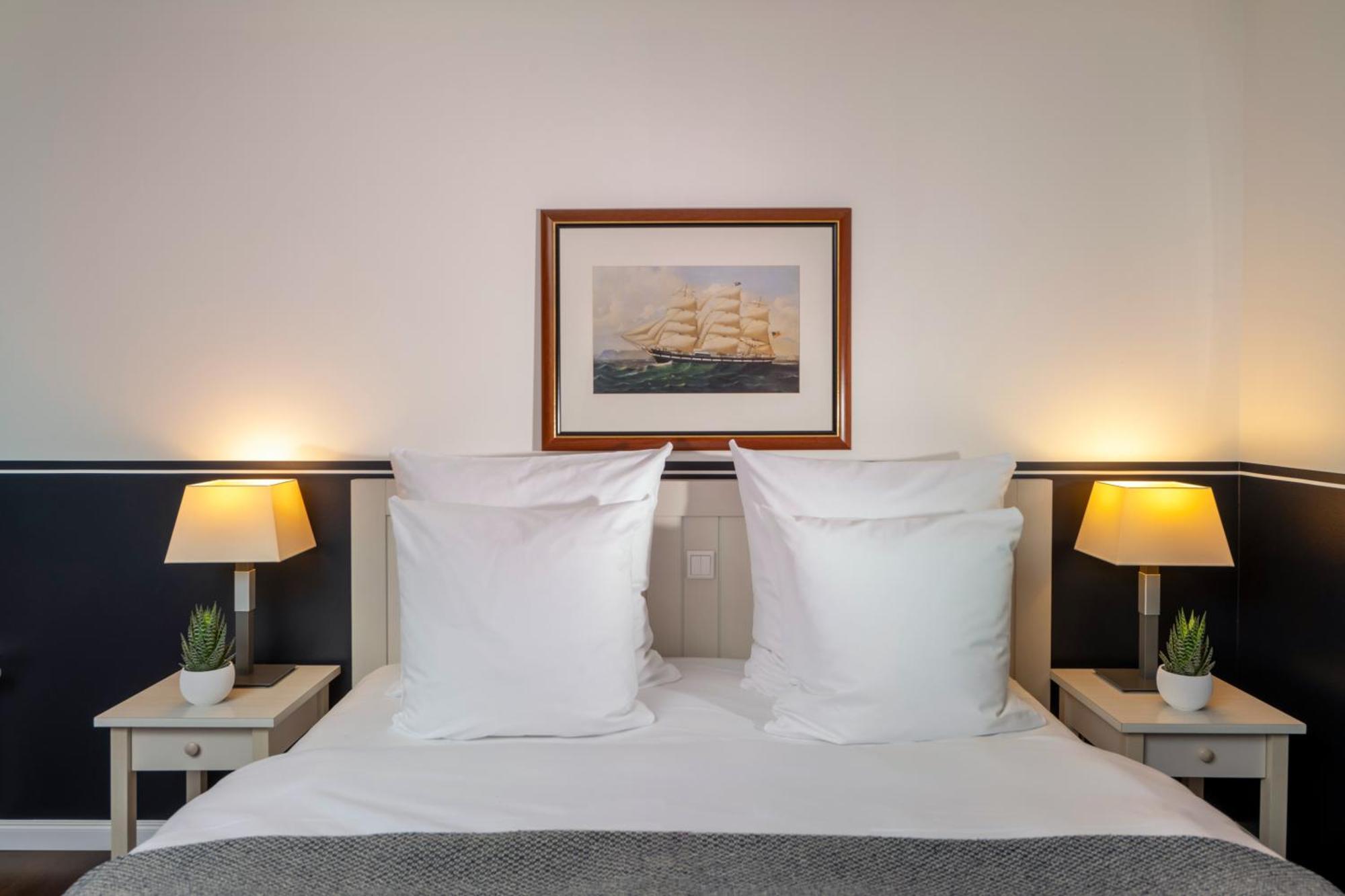 Classic Doppelzimmer mit seitlichem Seeblick