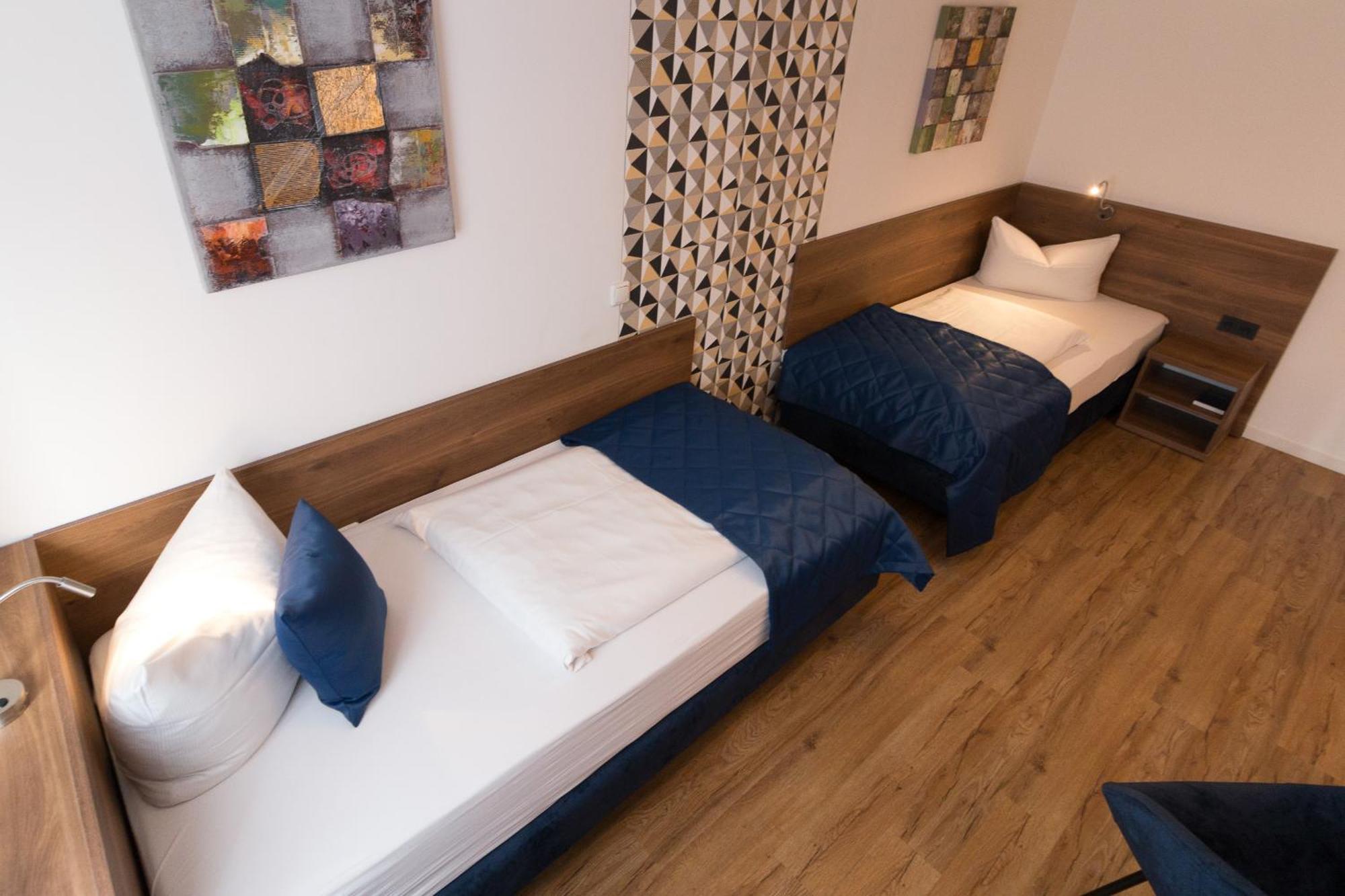 Economy Twin Room